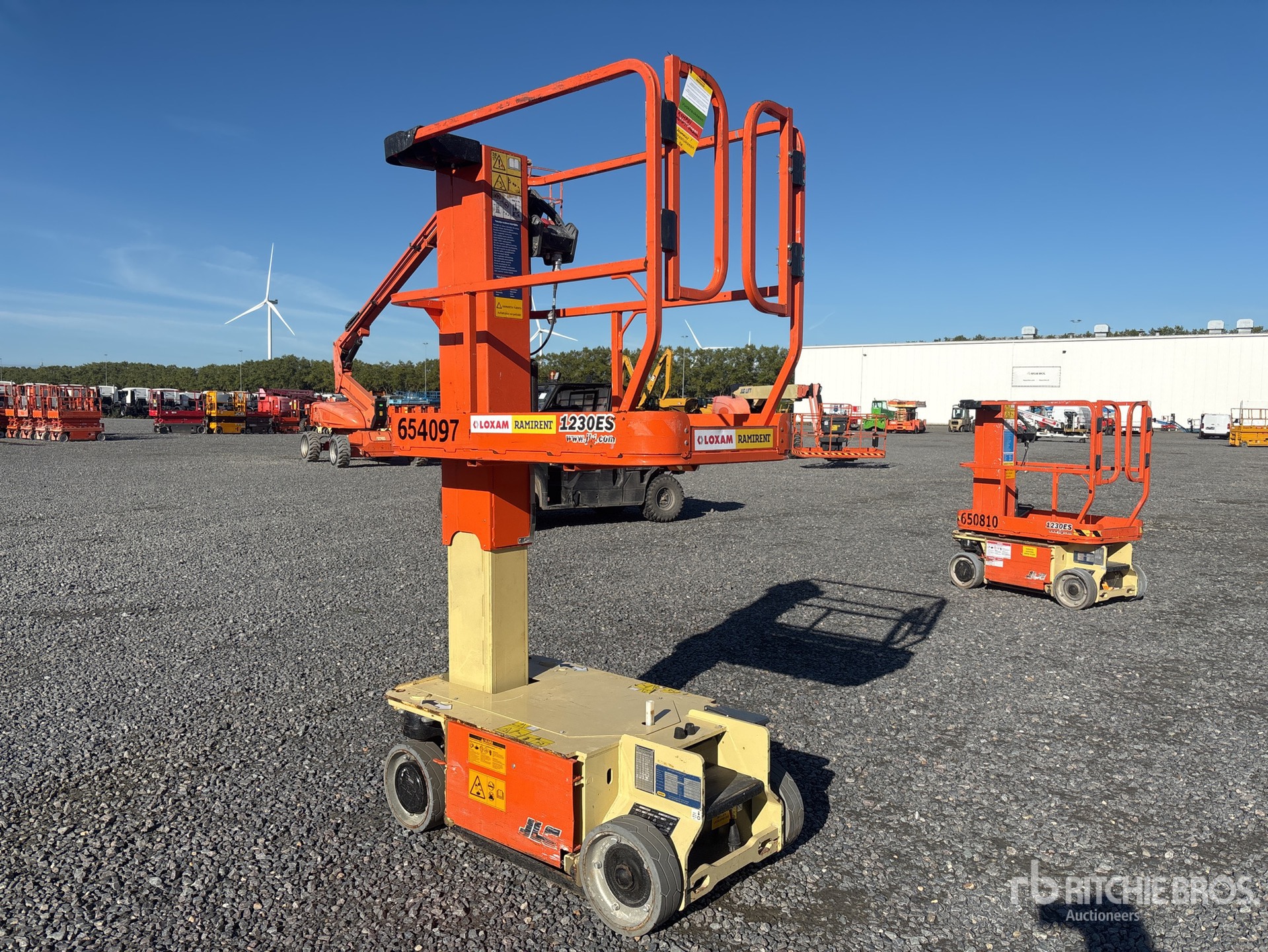 2016 JLG 1230ES