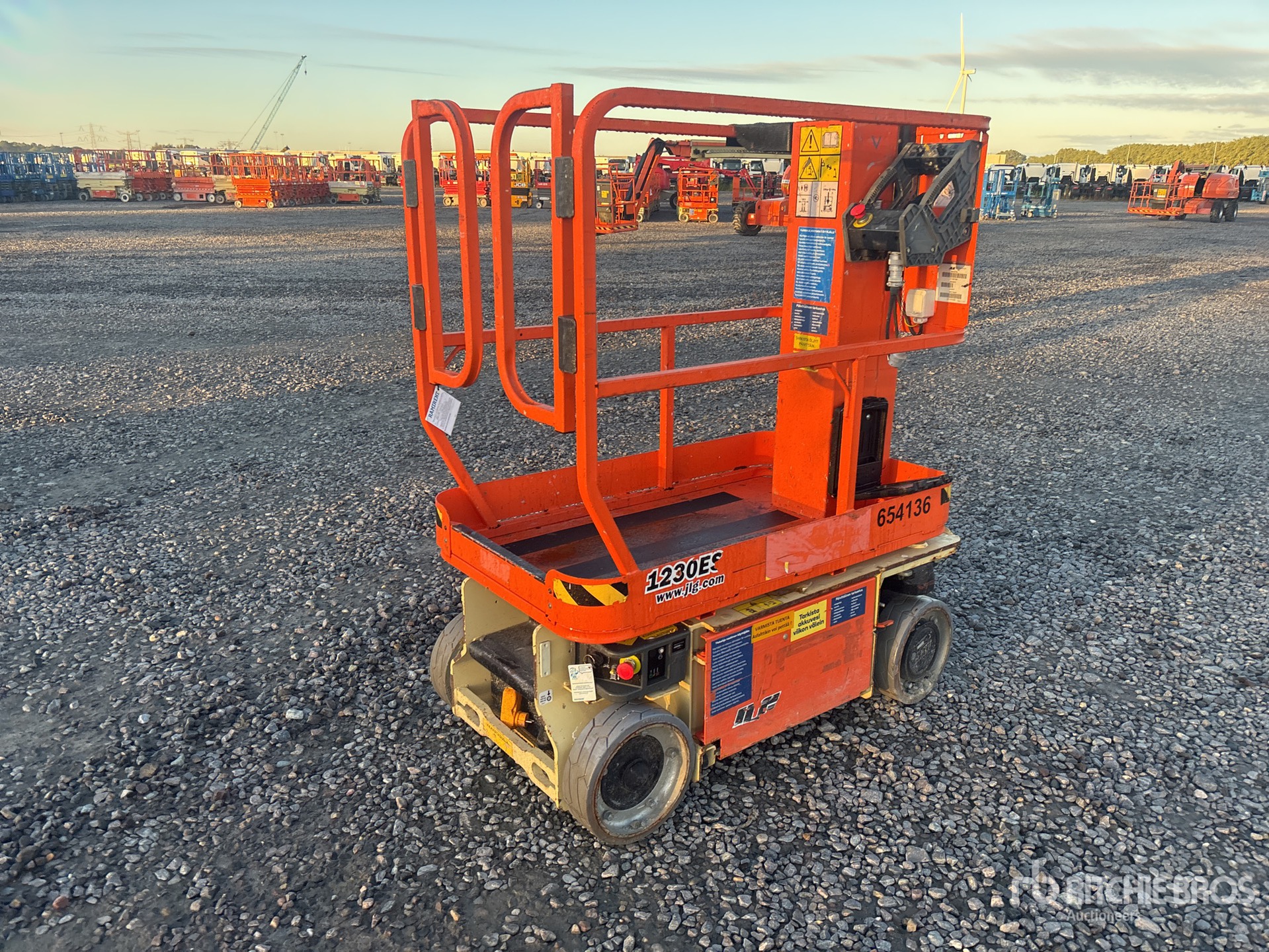 2016 JLG 1230ES
