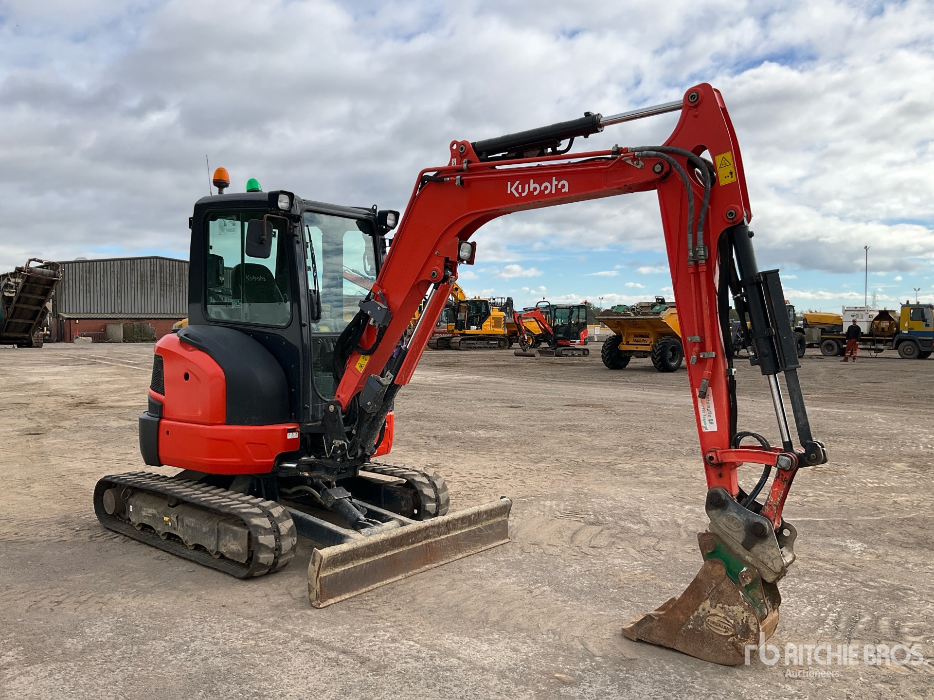 2022 Kubota U36-4