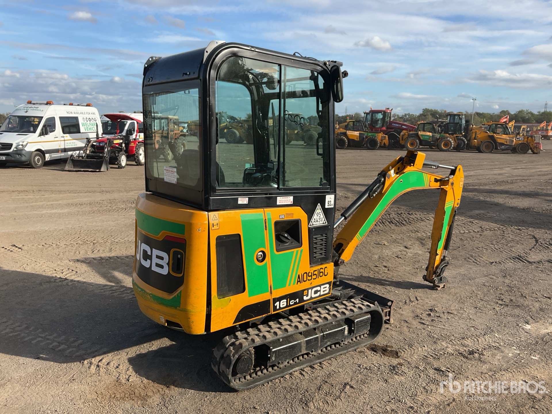 2019 JCB 16C-1 T3