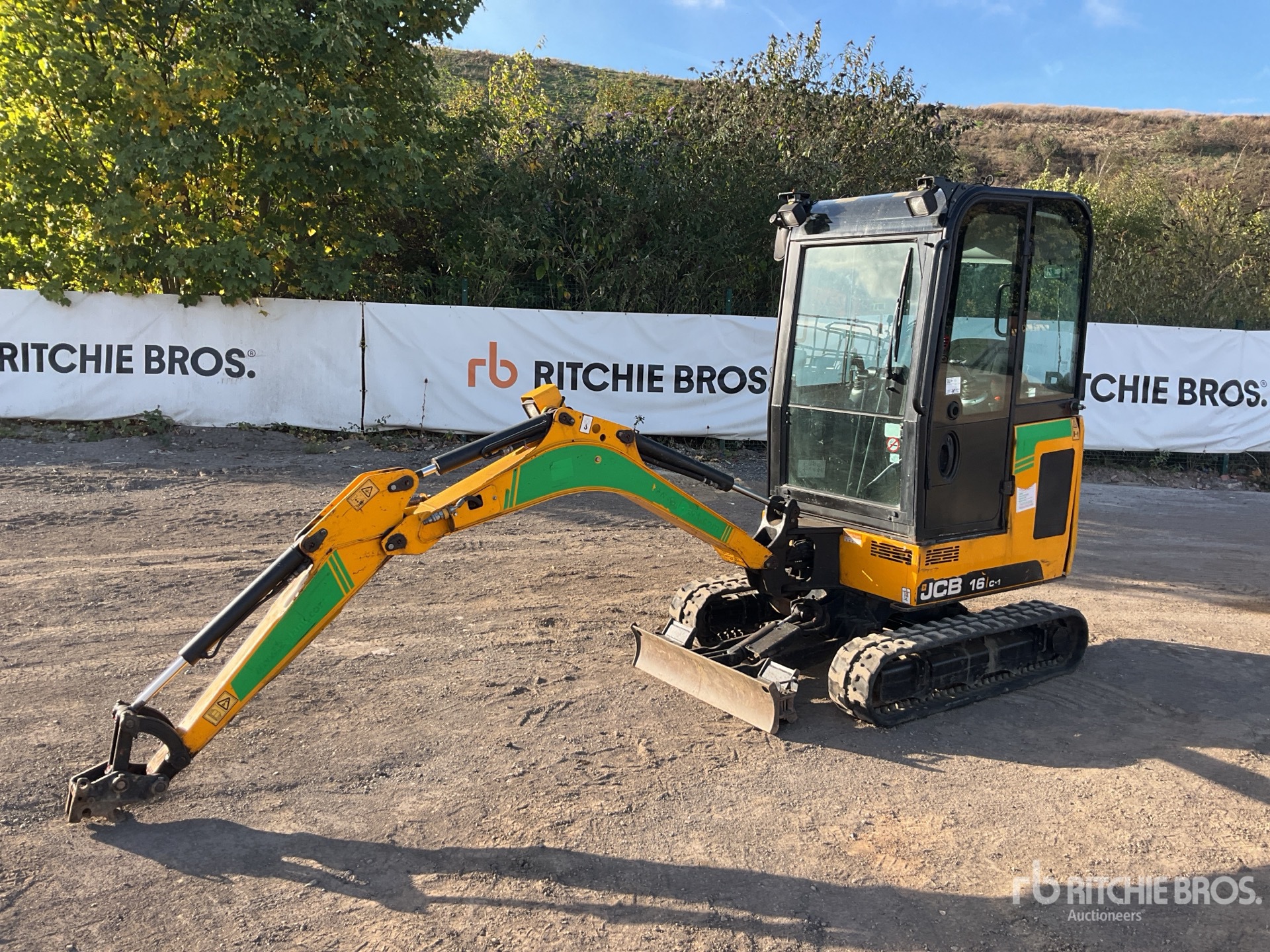 2019 JCB 16C-1 T3