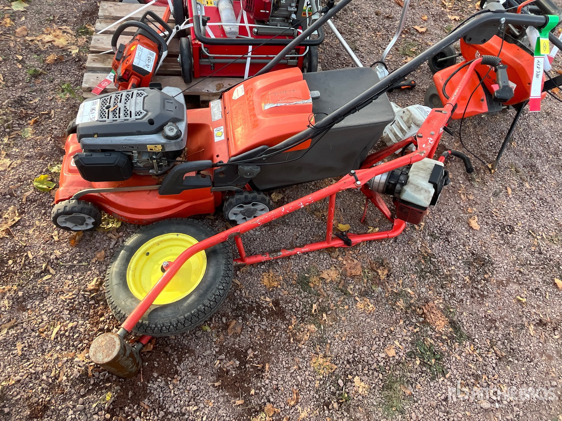 2023 Husqvarna LC347V