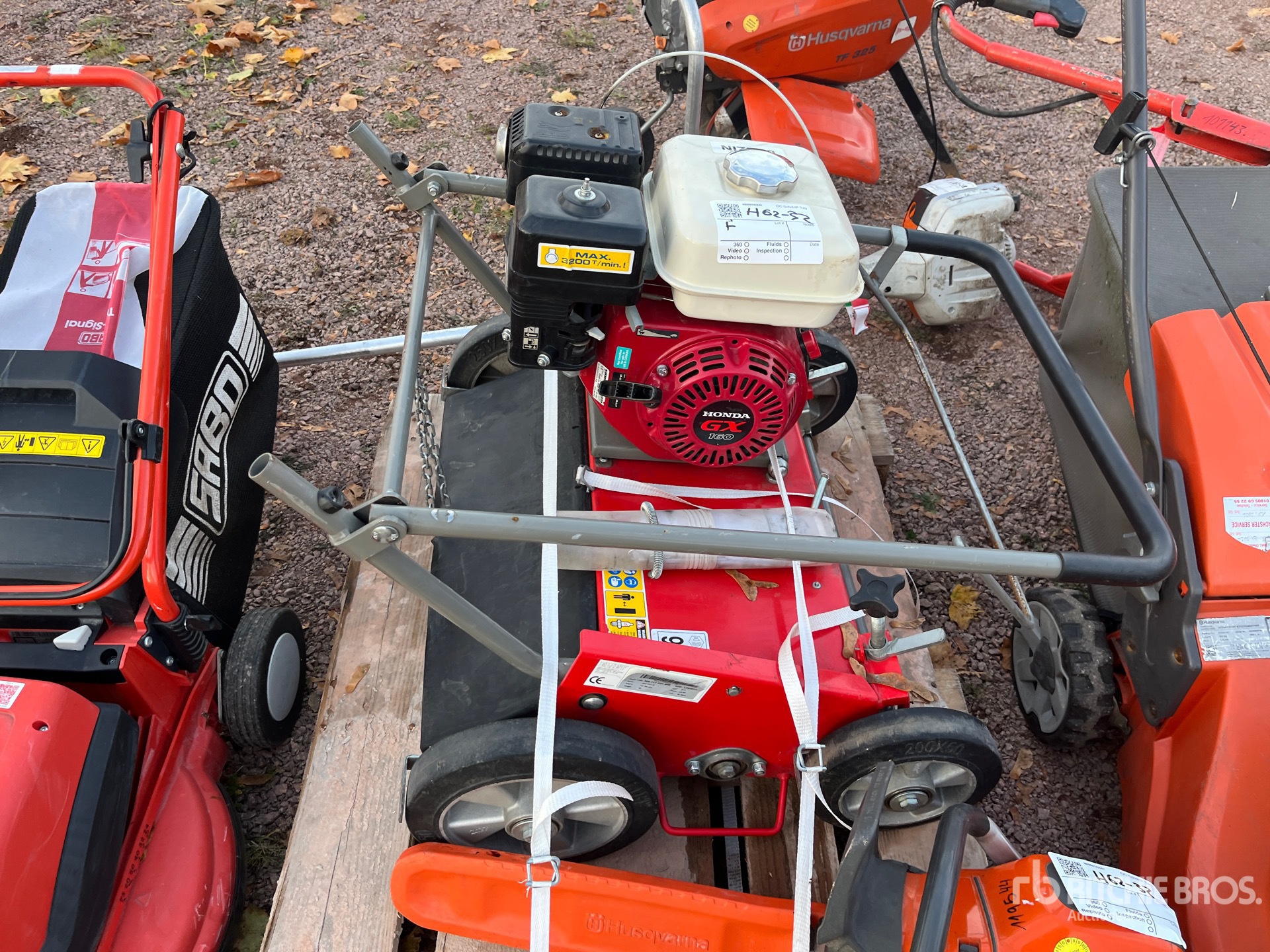 2023 Husqvarna LC347V