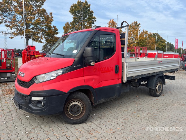 2016 Iveco 35-170 Flatbed Dump Truck