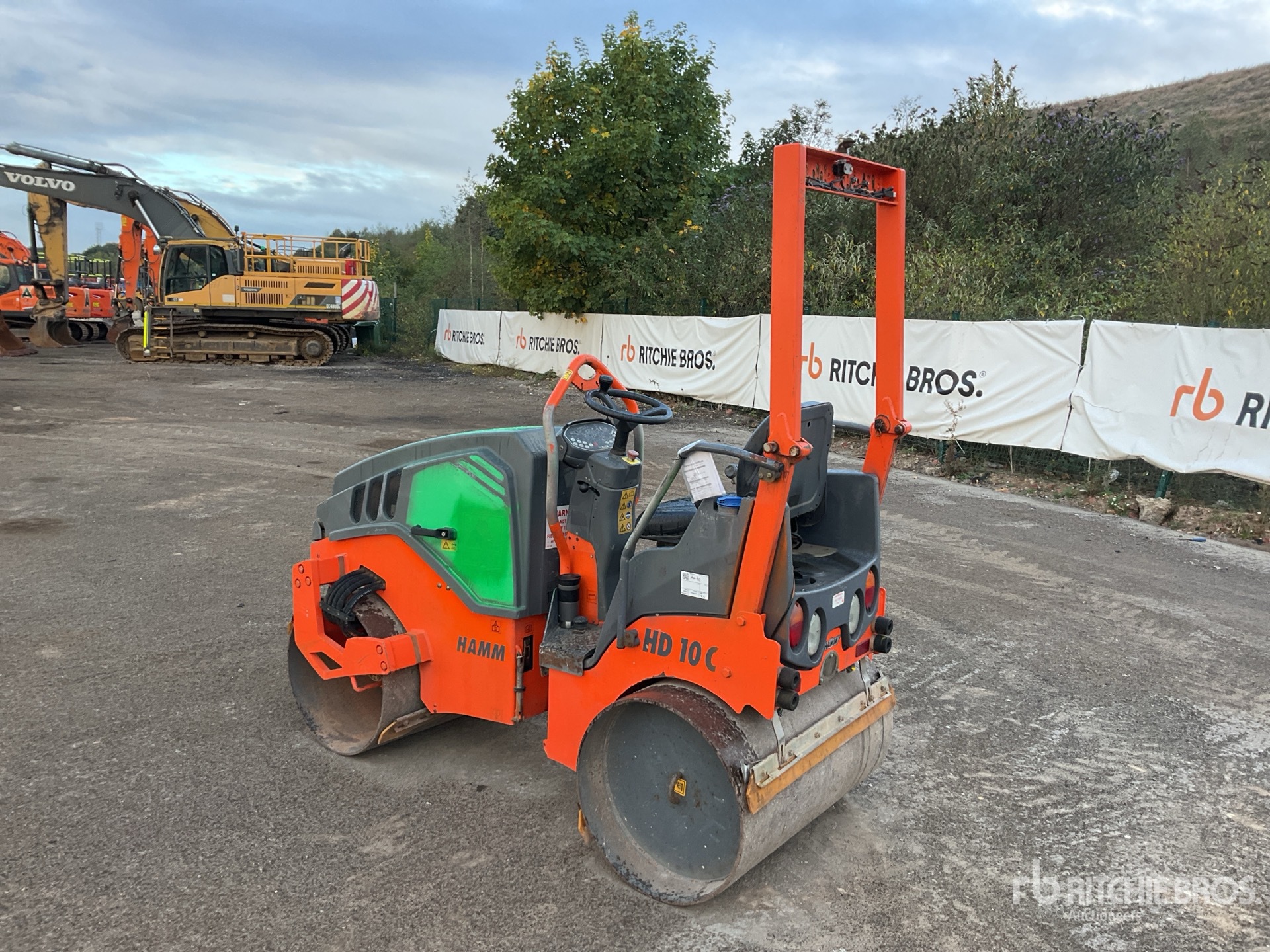 2016 Hamm HD10CVV