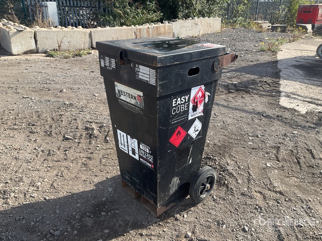 2014 Western ECW105 Fuel Tank