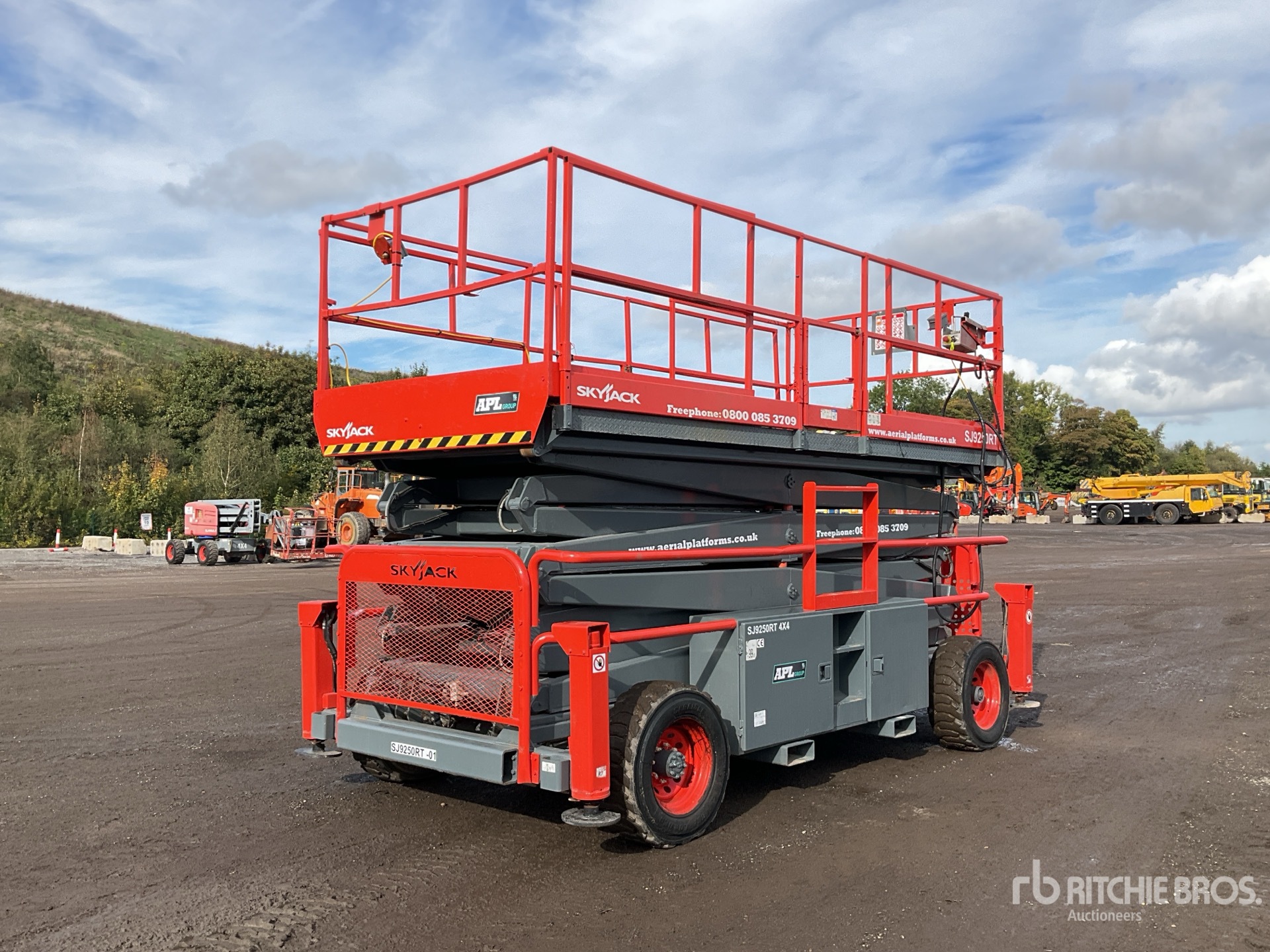 2014 Skyjack SJ9250RT