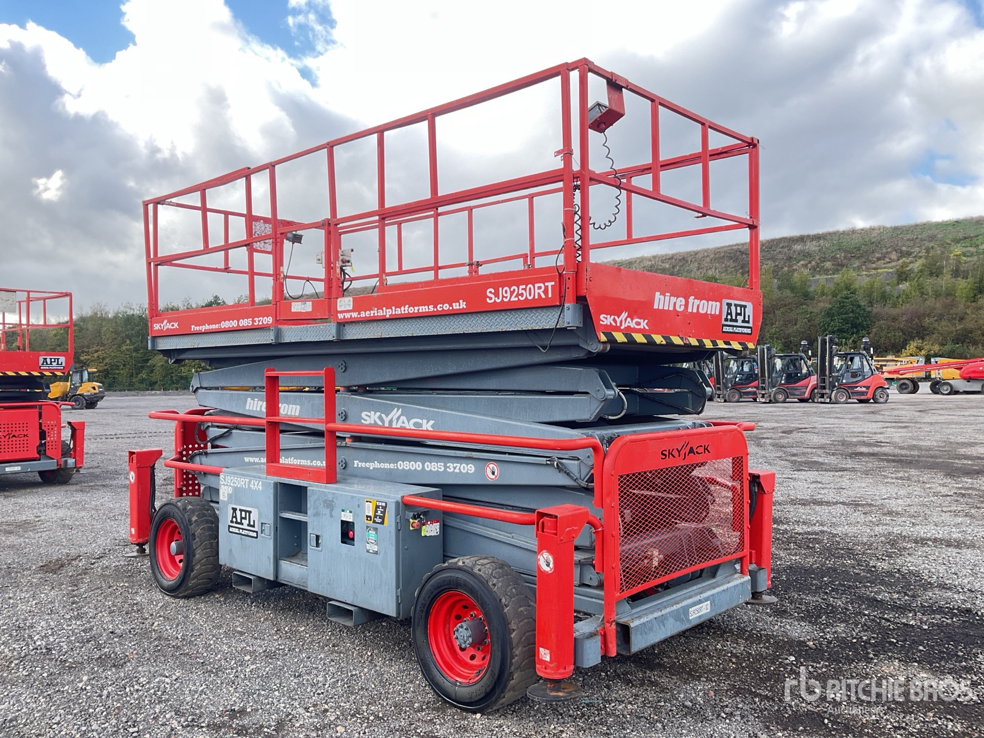 2014 Skyjack SJ9250