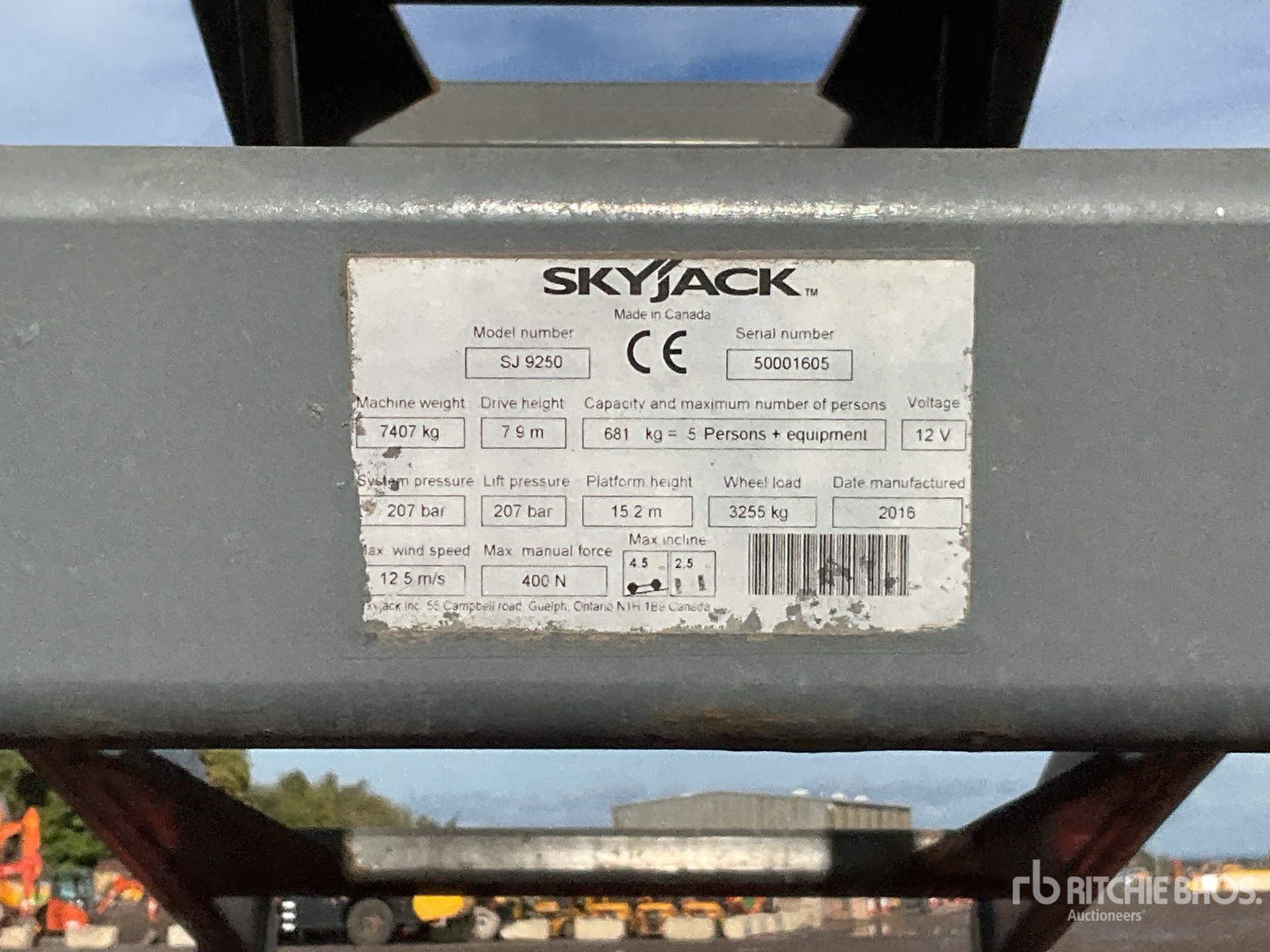 2016 Skyjack SJ9250RT