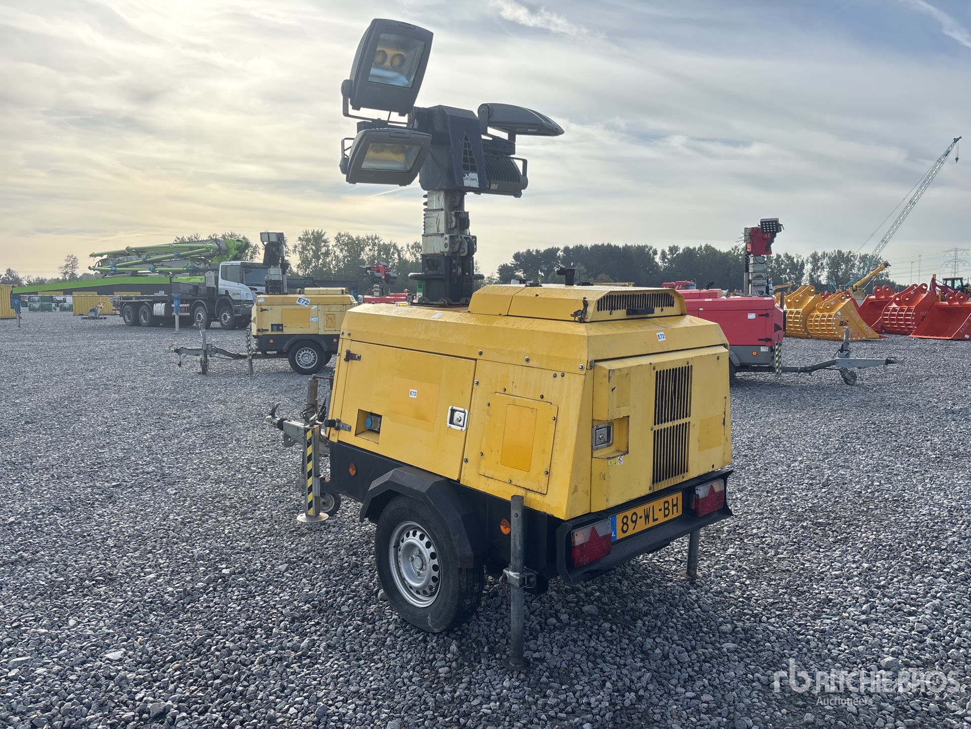 2014 Towerlight VT1