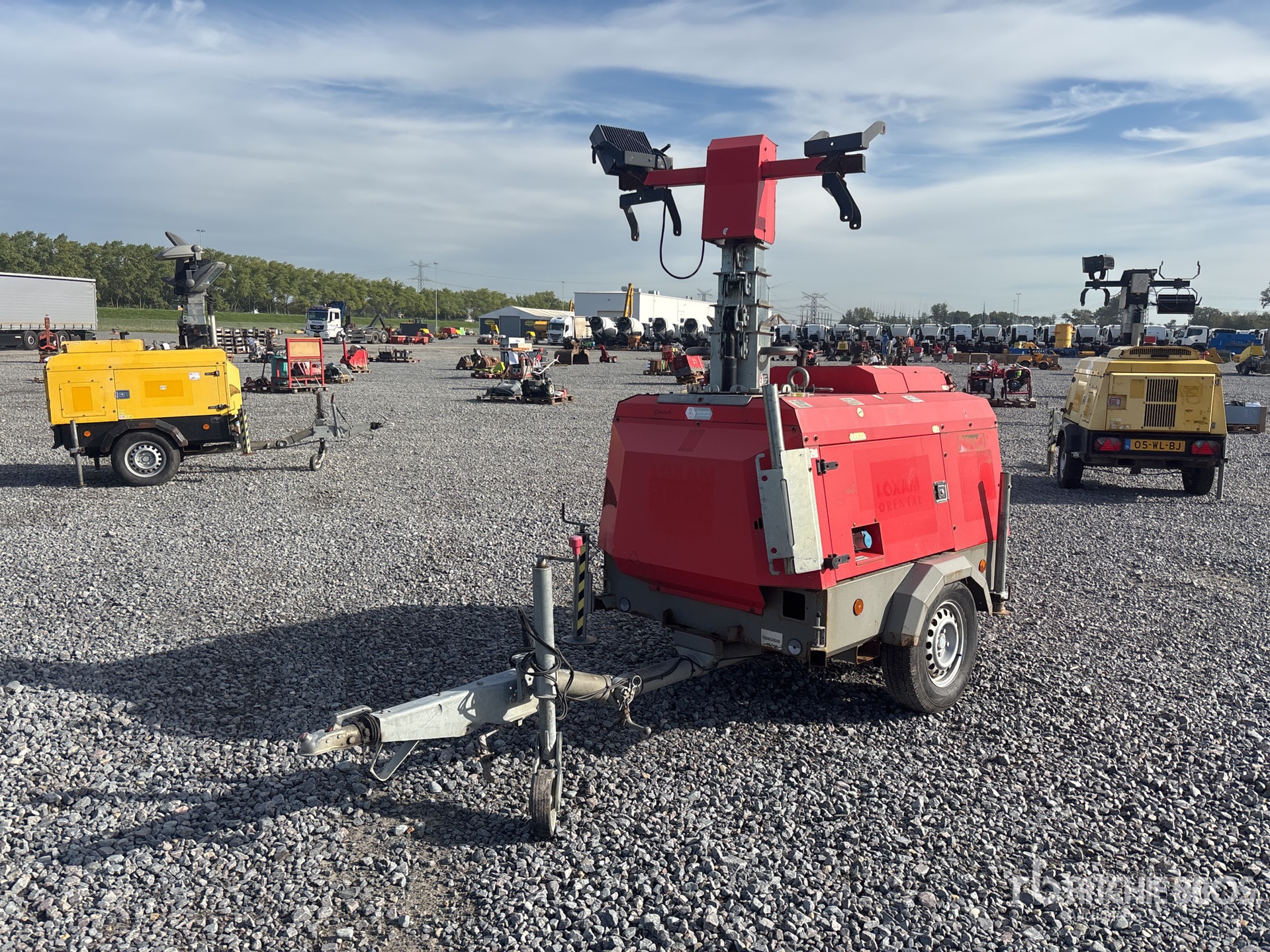 Photo of 2017 Towerlight VT - HYBR