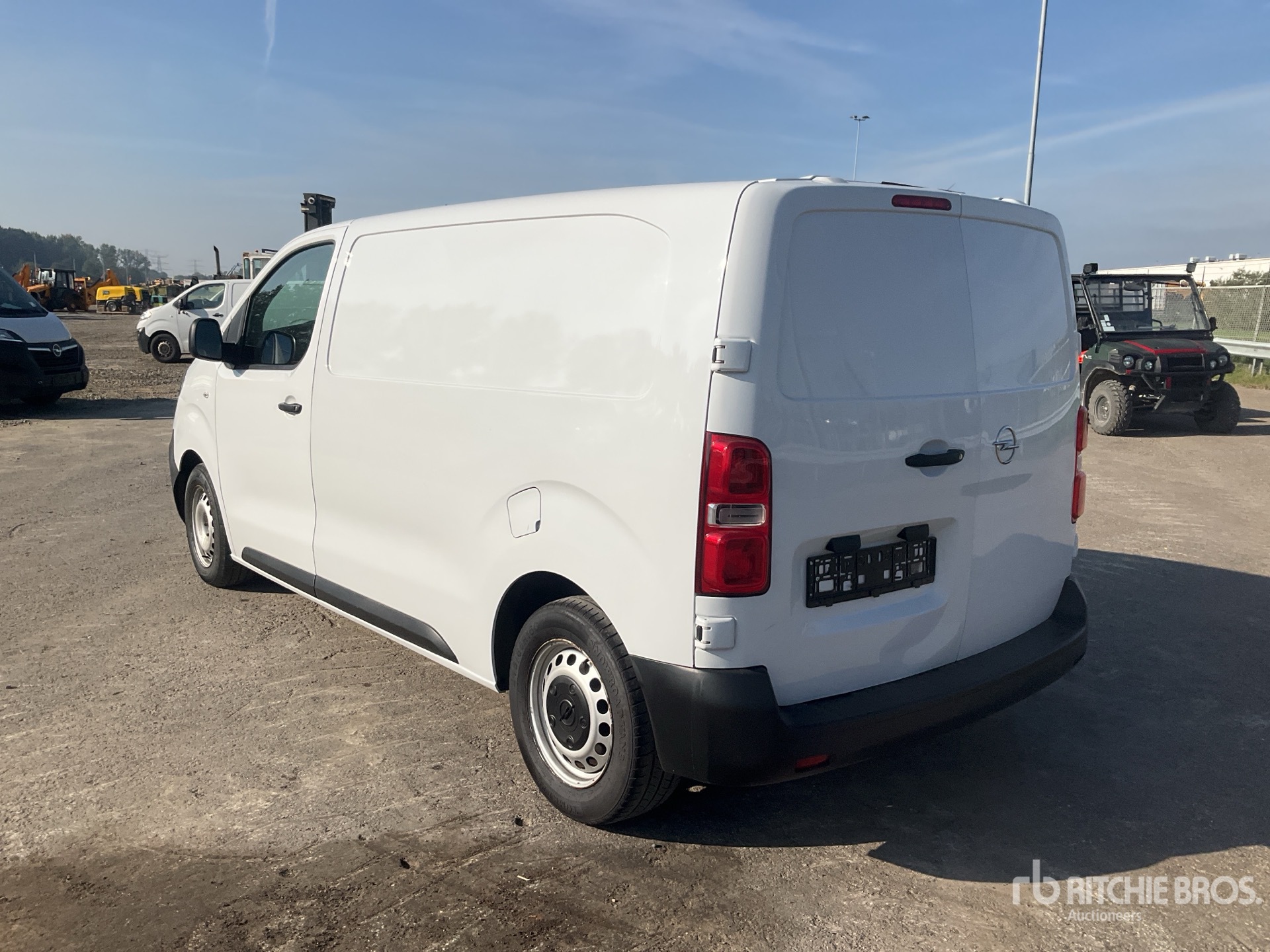 2023 Opel VIVARO 1.5