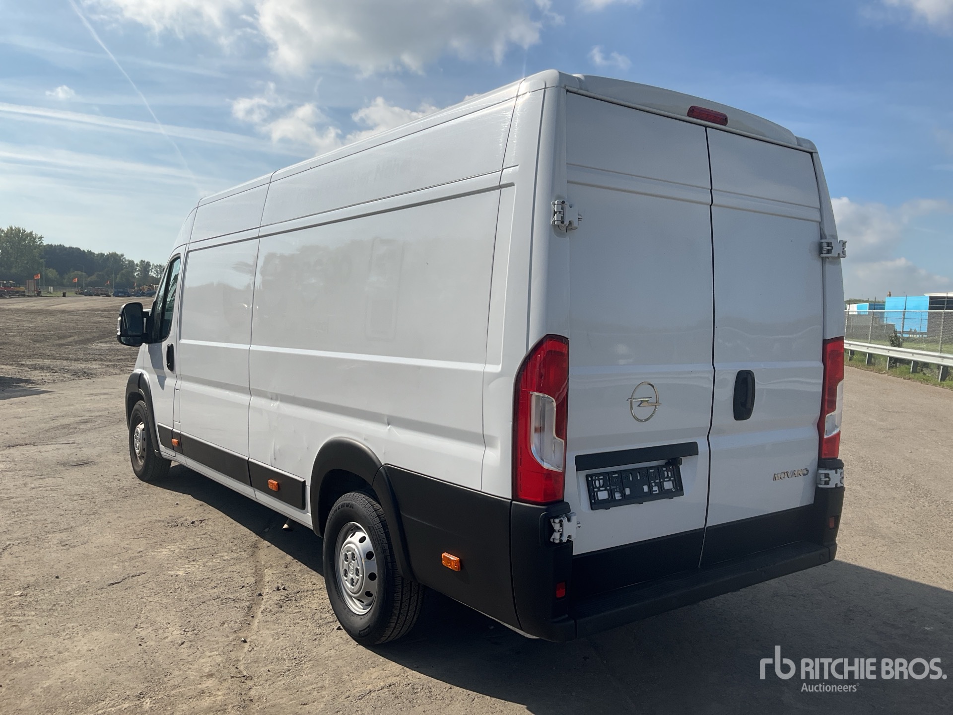 2023 Opel MOVANO 2.2