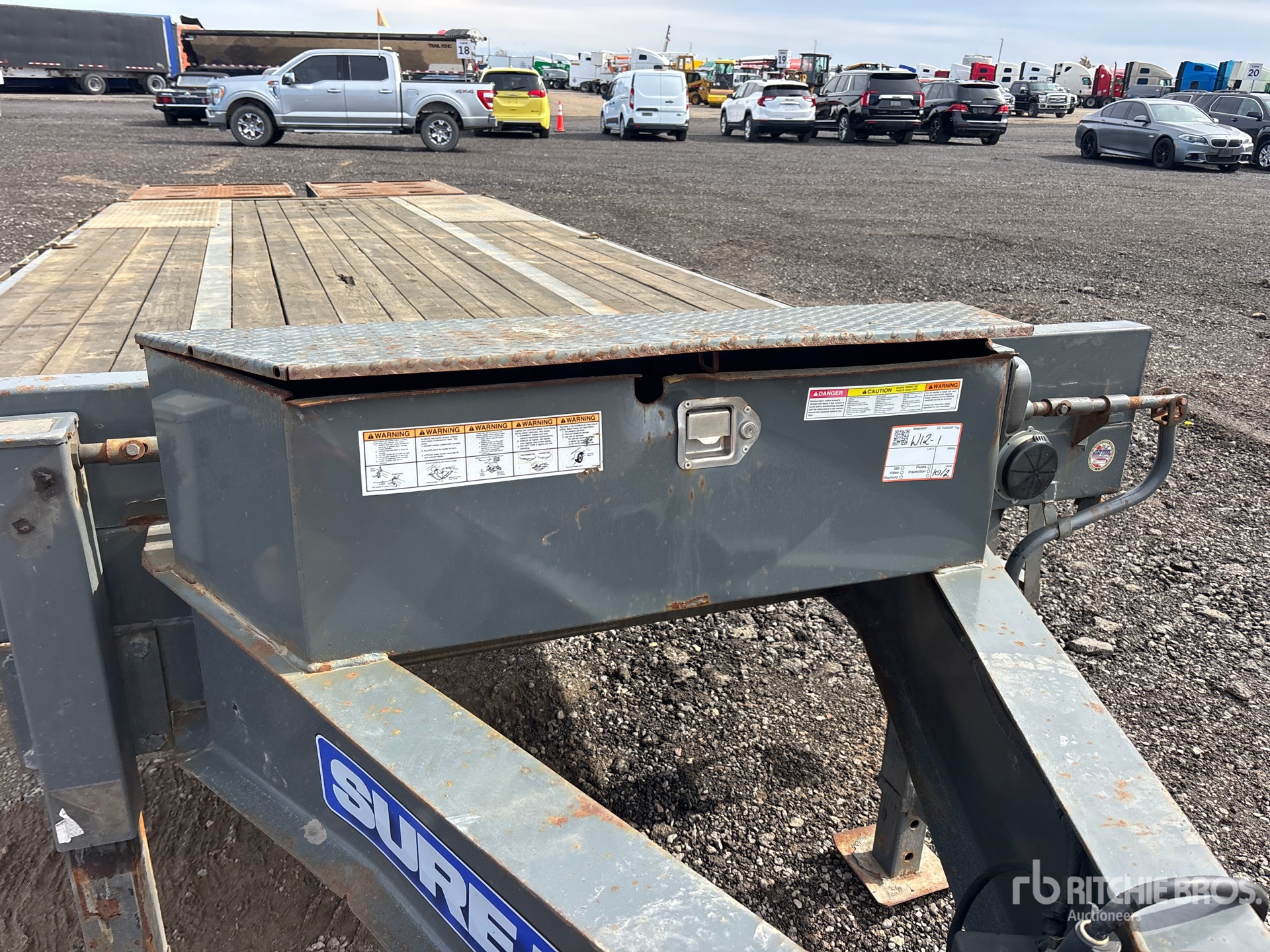 2018 Sure-Trac 25 FT T/A