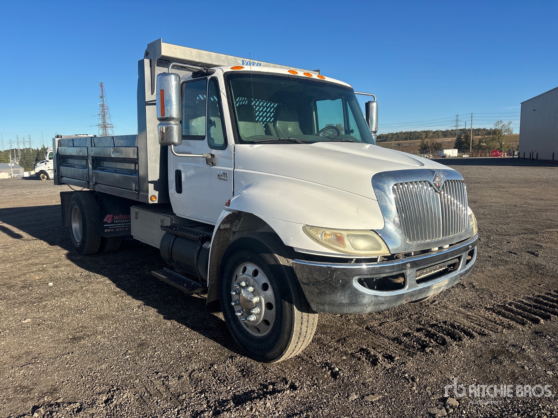 2005 International 4300