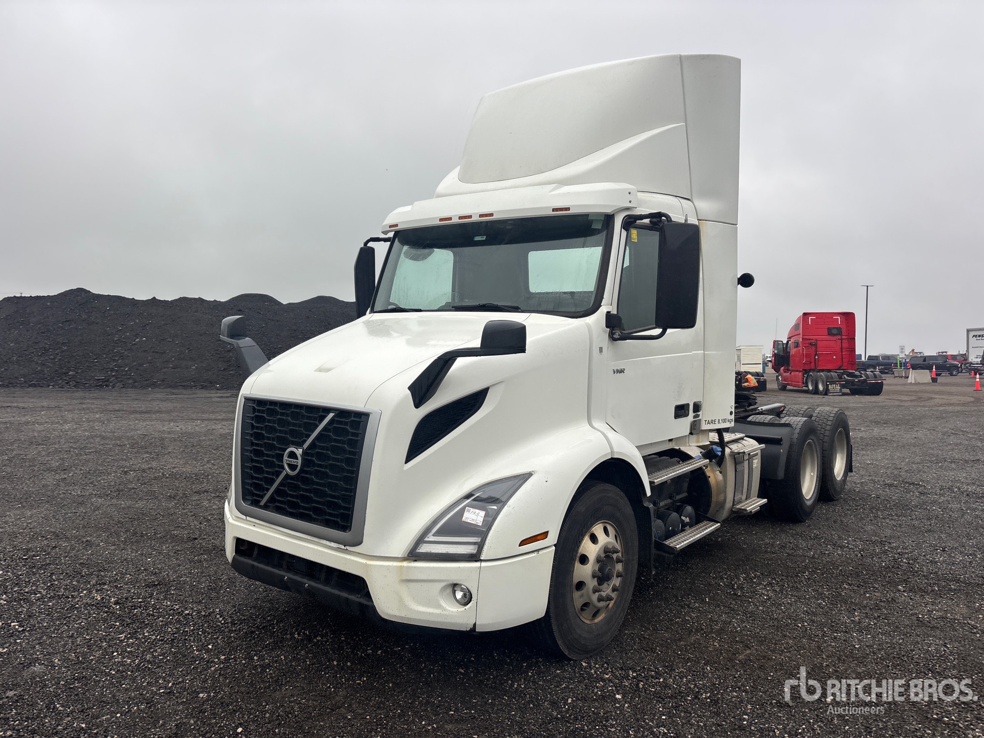 2020 Volvo VNR