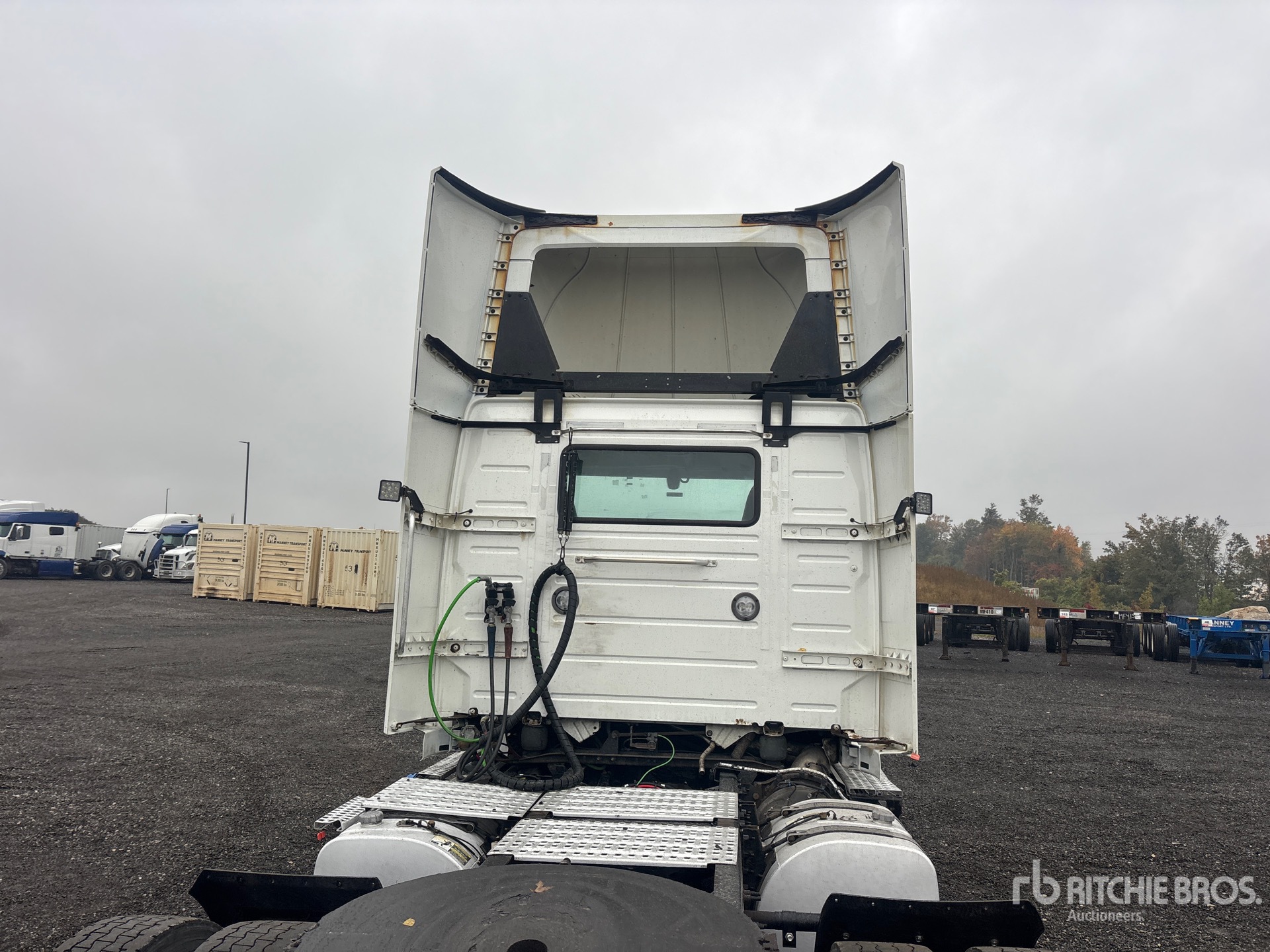 2020 Volvo VNR