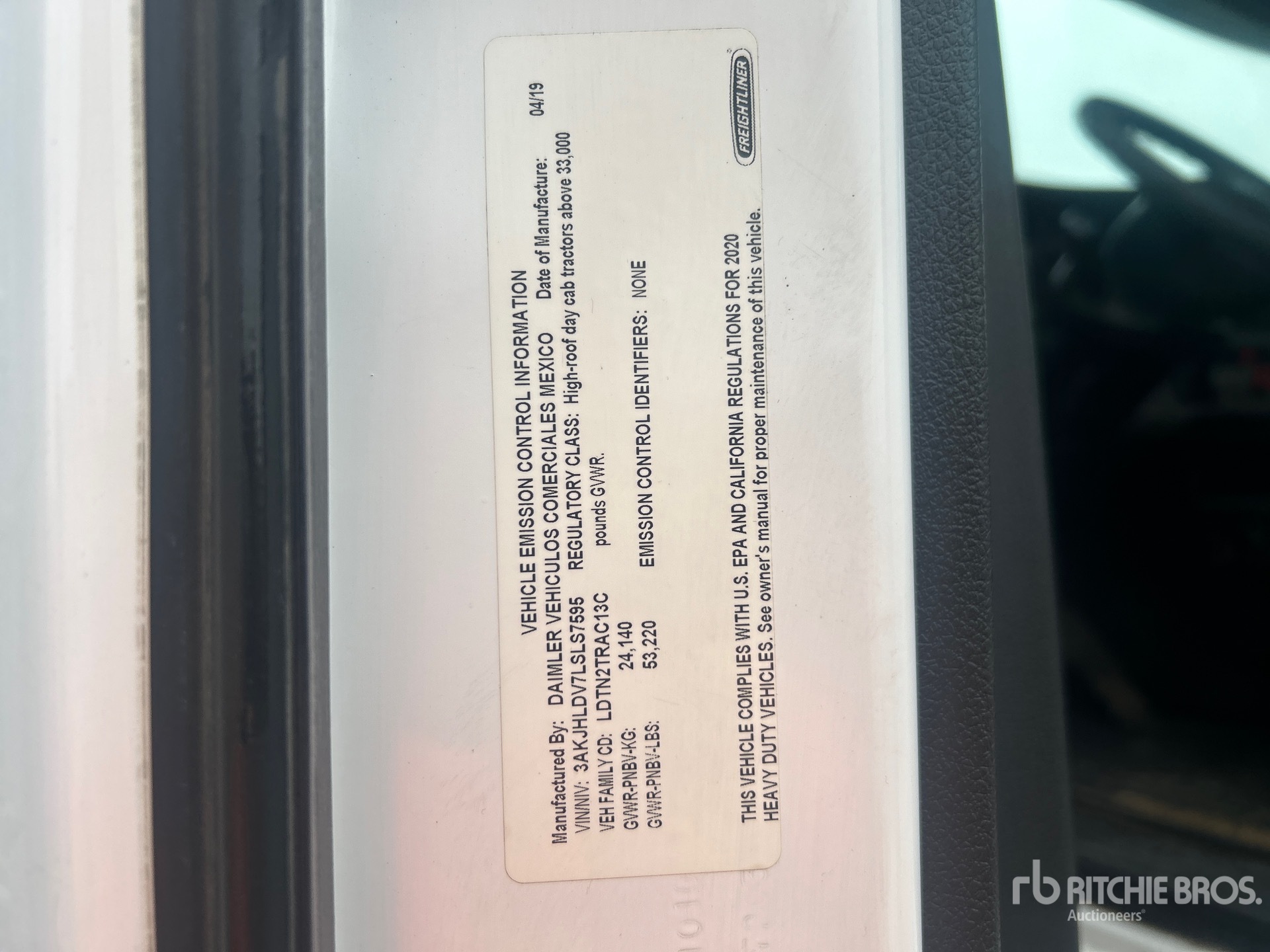 2020 Freightliner Cascadia 126