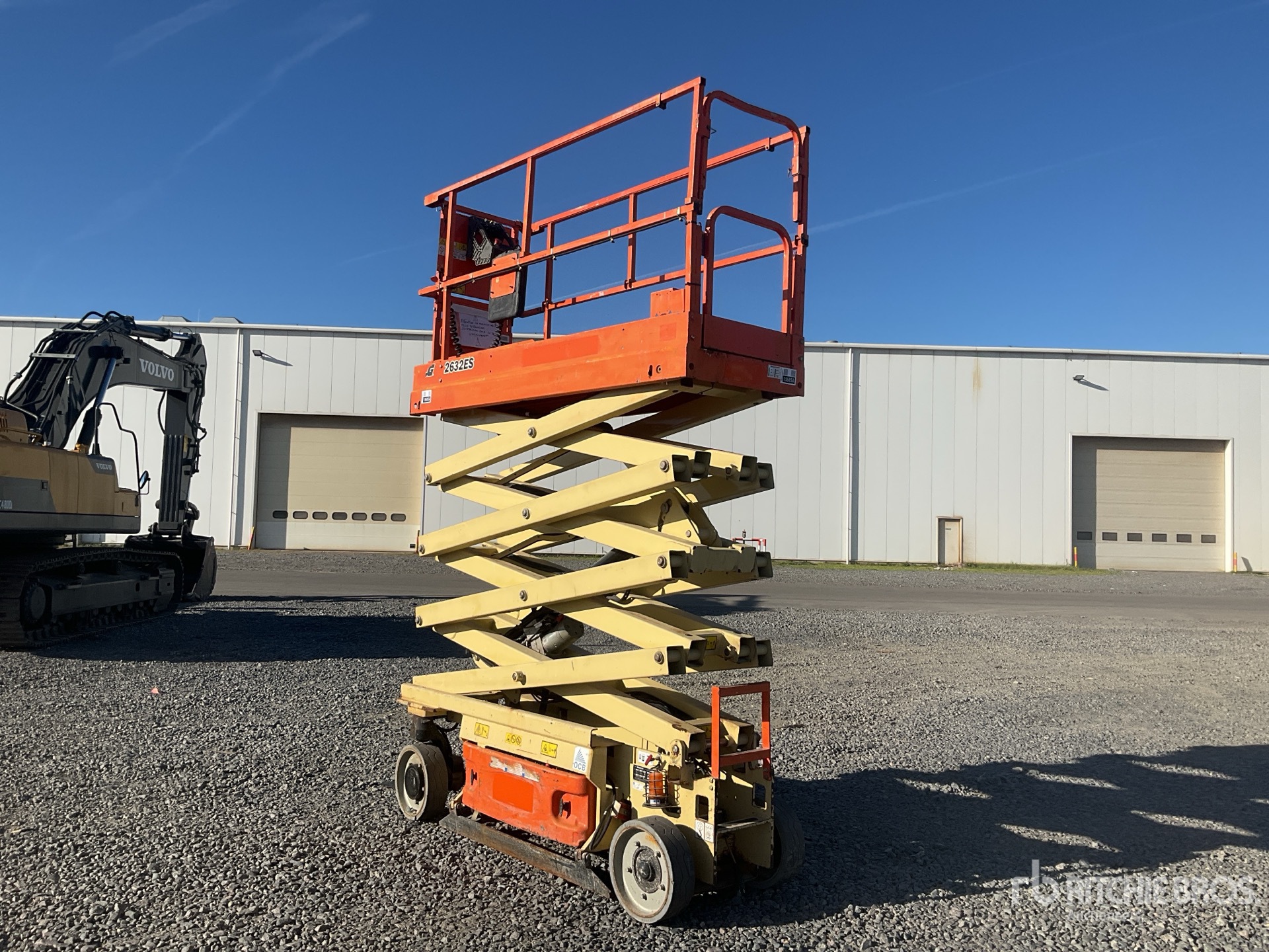2017 JLG 2632ES