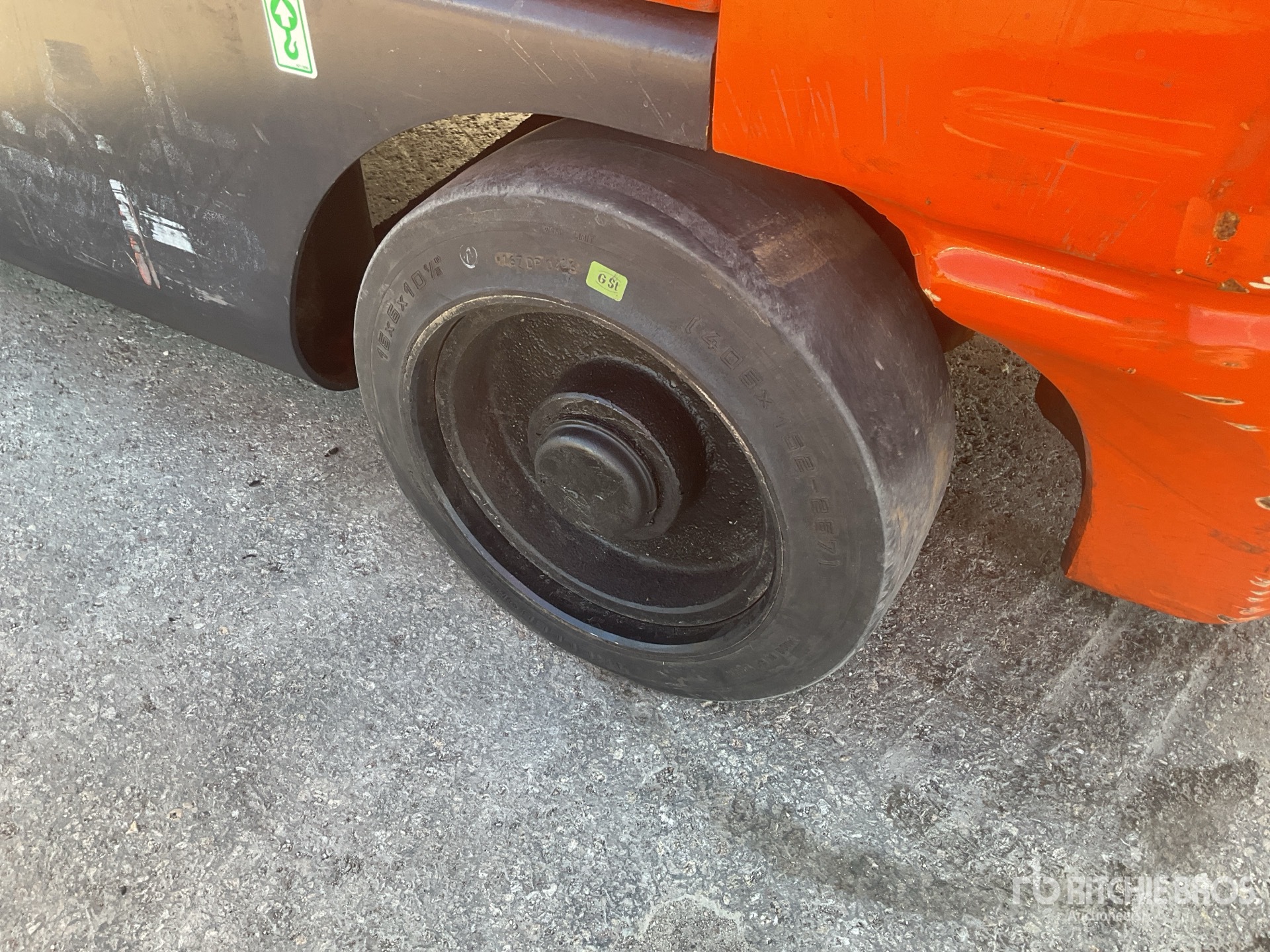 2016 Doosan GC33P-5