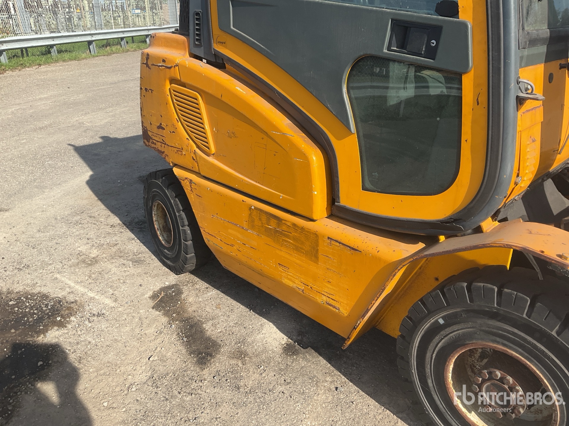 2001 Jungheinrich TFG25BK