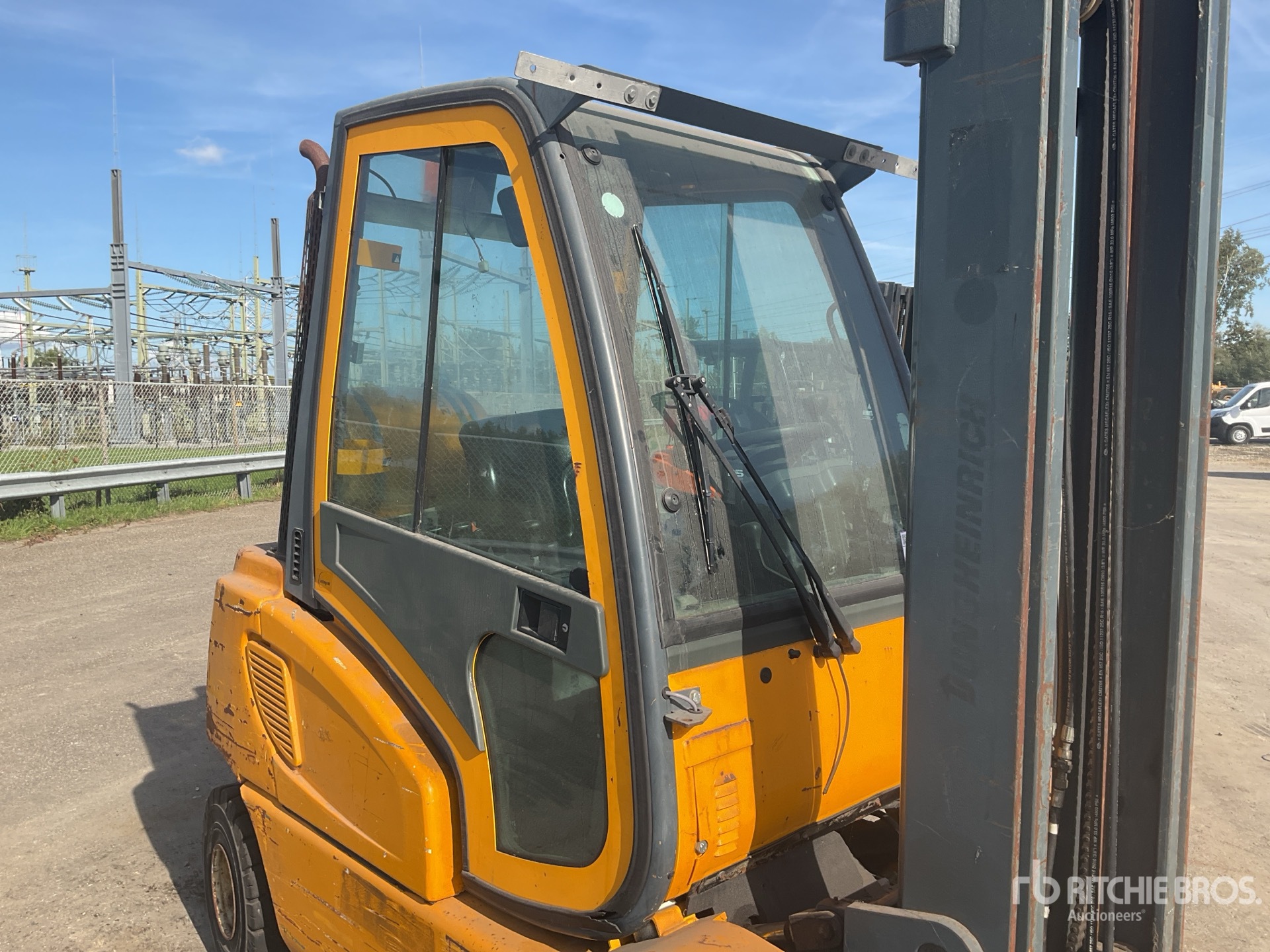 2001 Jungheinrich TFG25BK