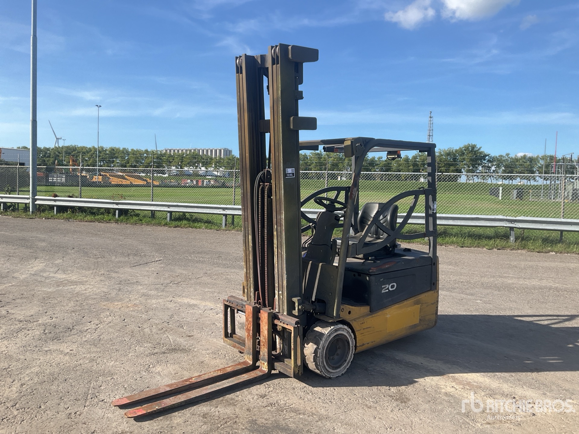 Photo of 2006 Daewoo B20T-5