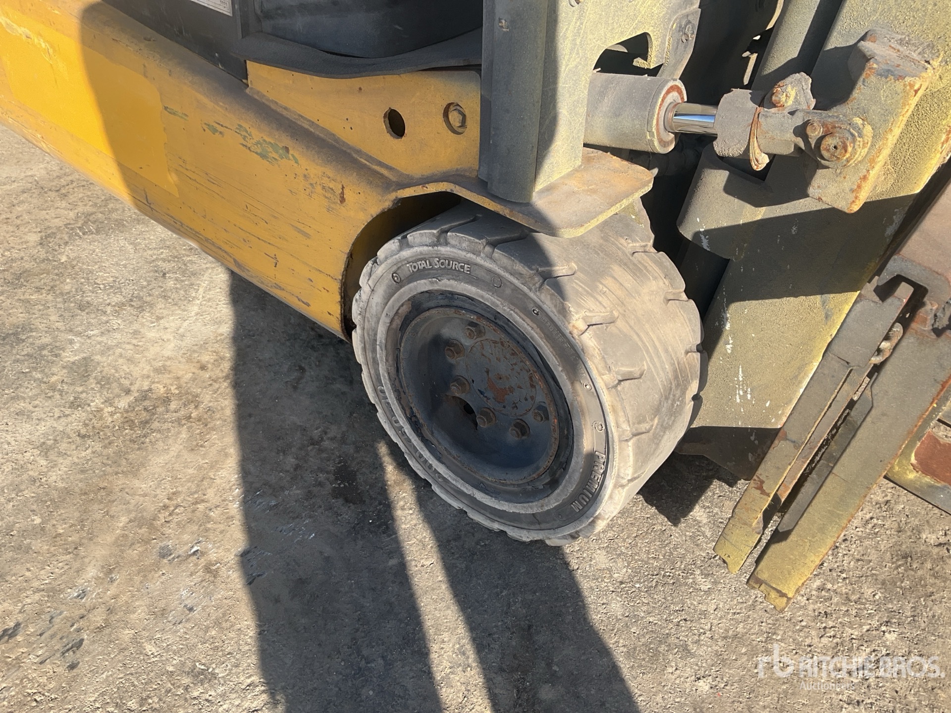 2006 Daewoo B20T-5