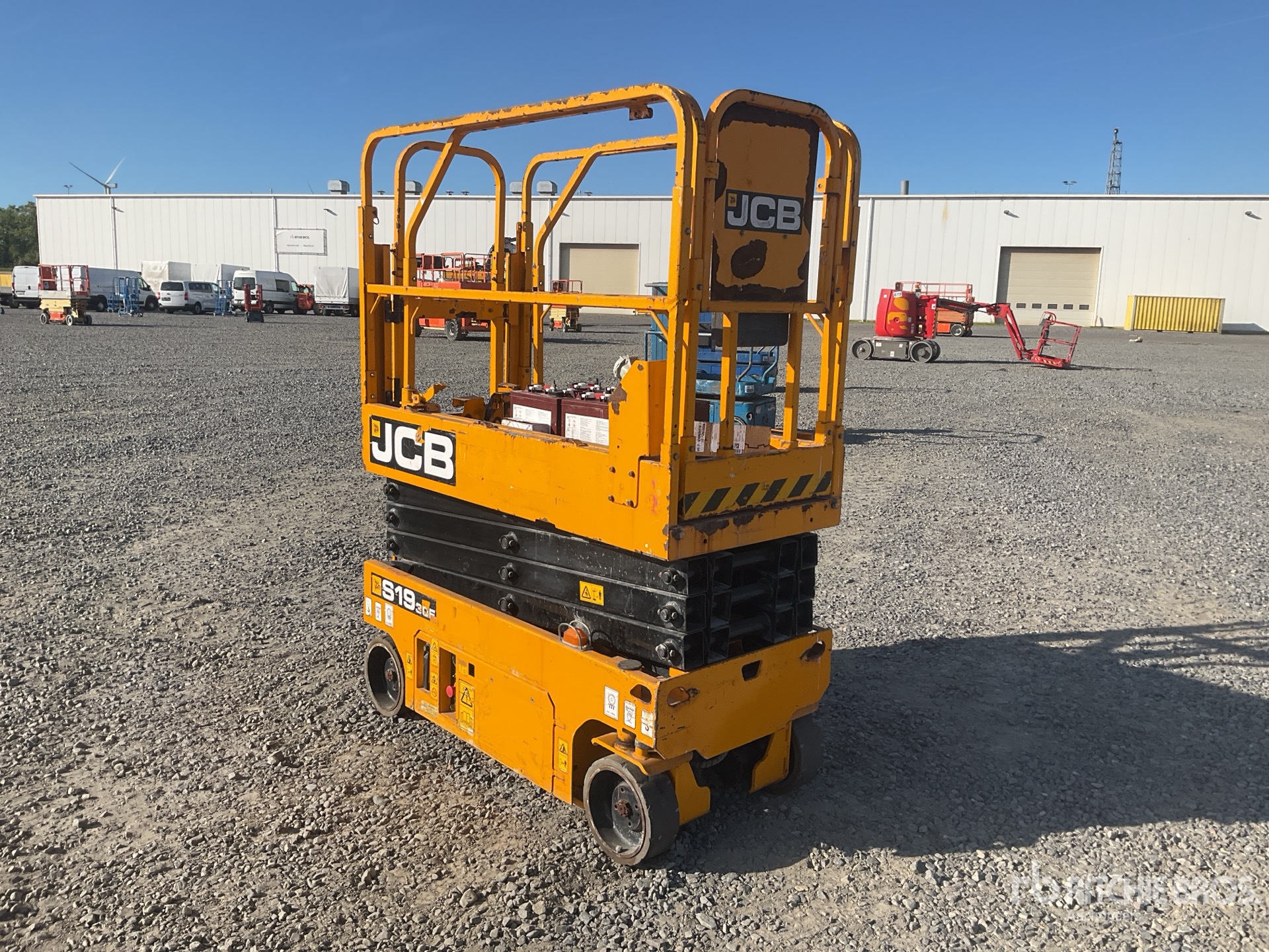 2017 JCB S1930E