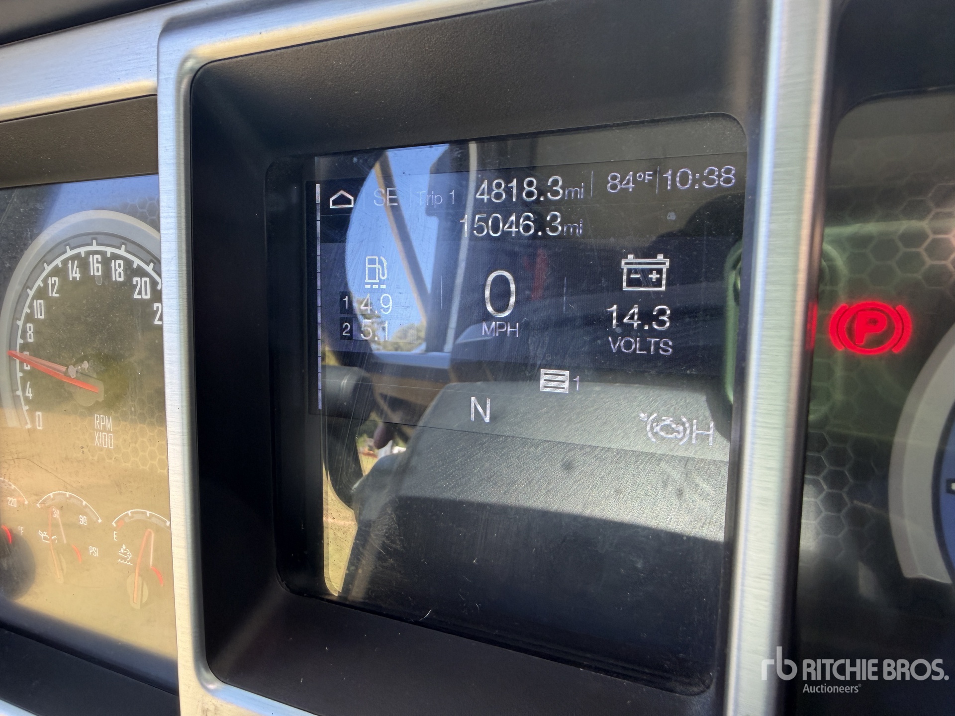 2026 Mack GR64F