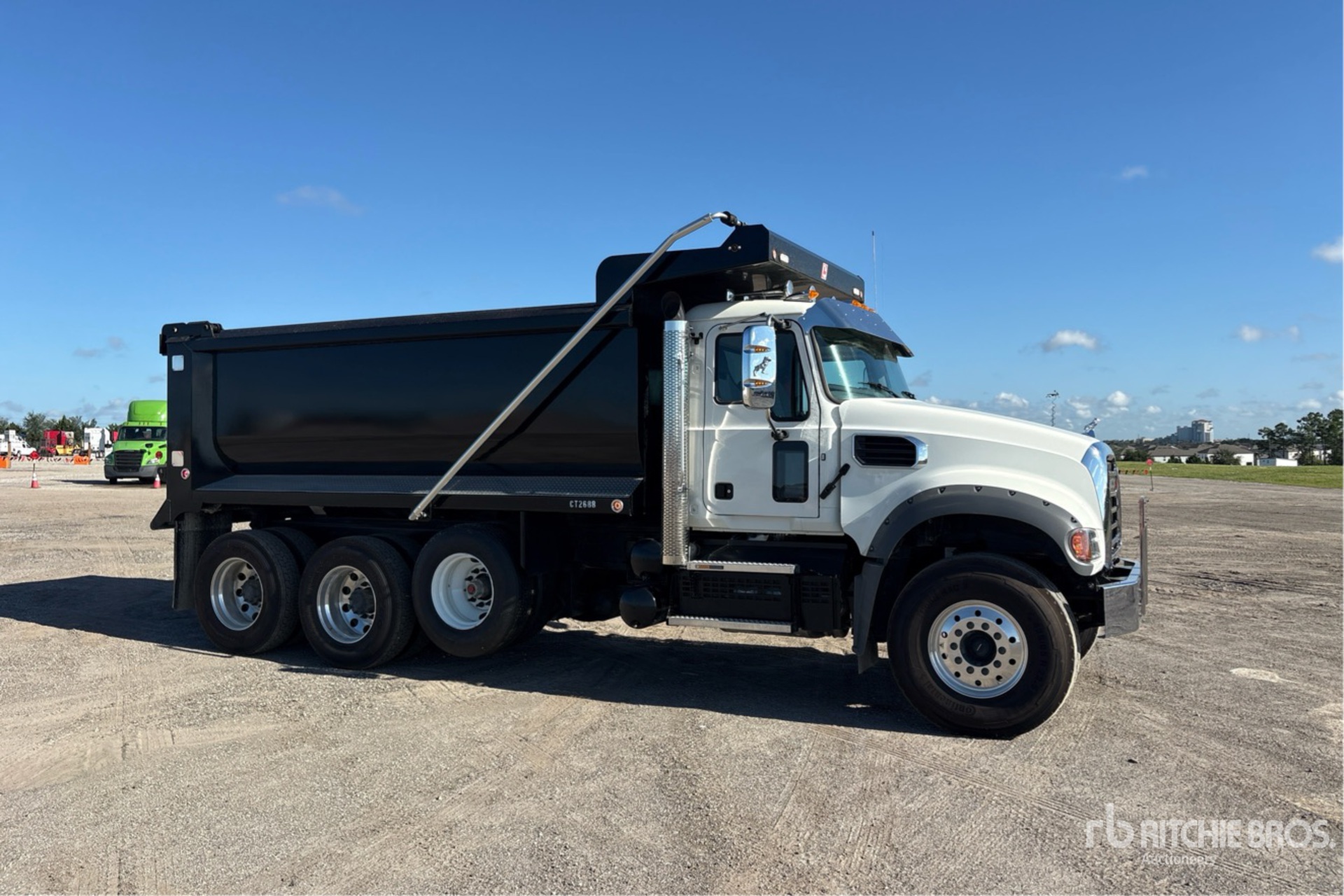2026 Mack GR64F