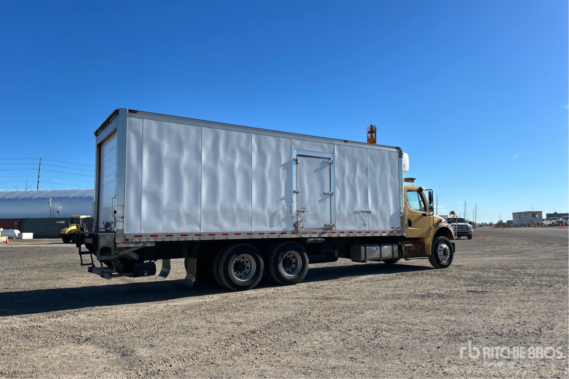 2020 Freightliner M2 106