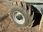 Podwozie with Left Front Tire