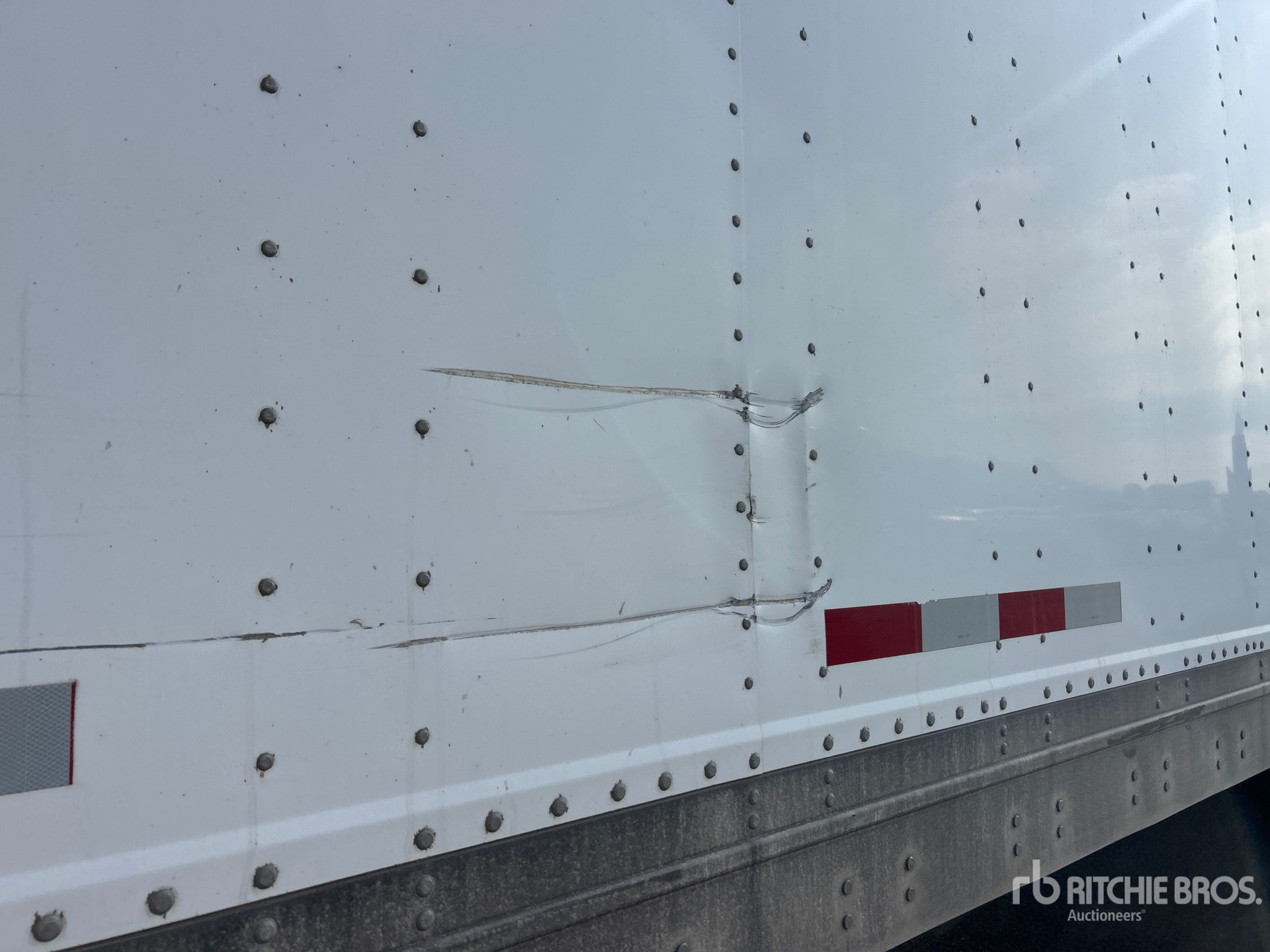 2006 Manac 53 ft x 102 in Tri/A