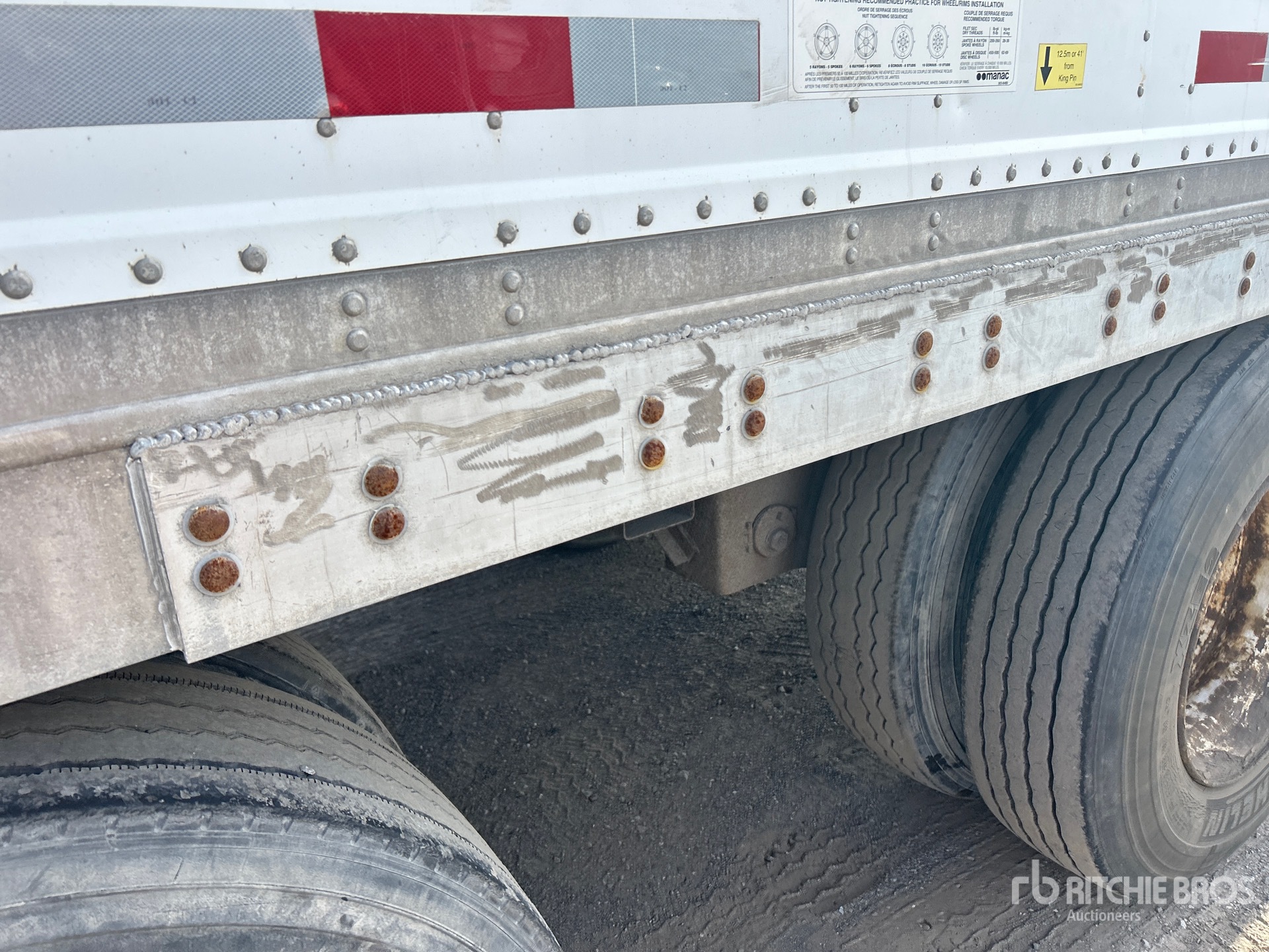 2006 Manac 53 ft x 102 in Tri/A