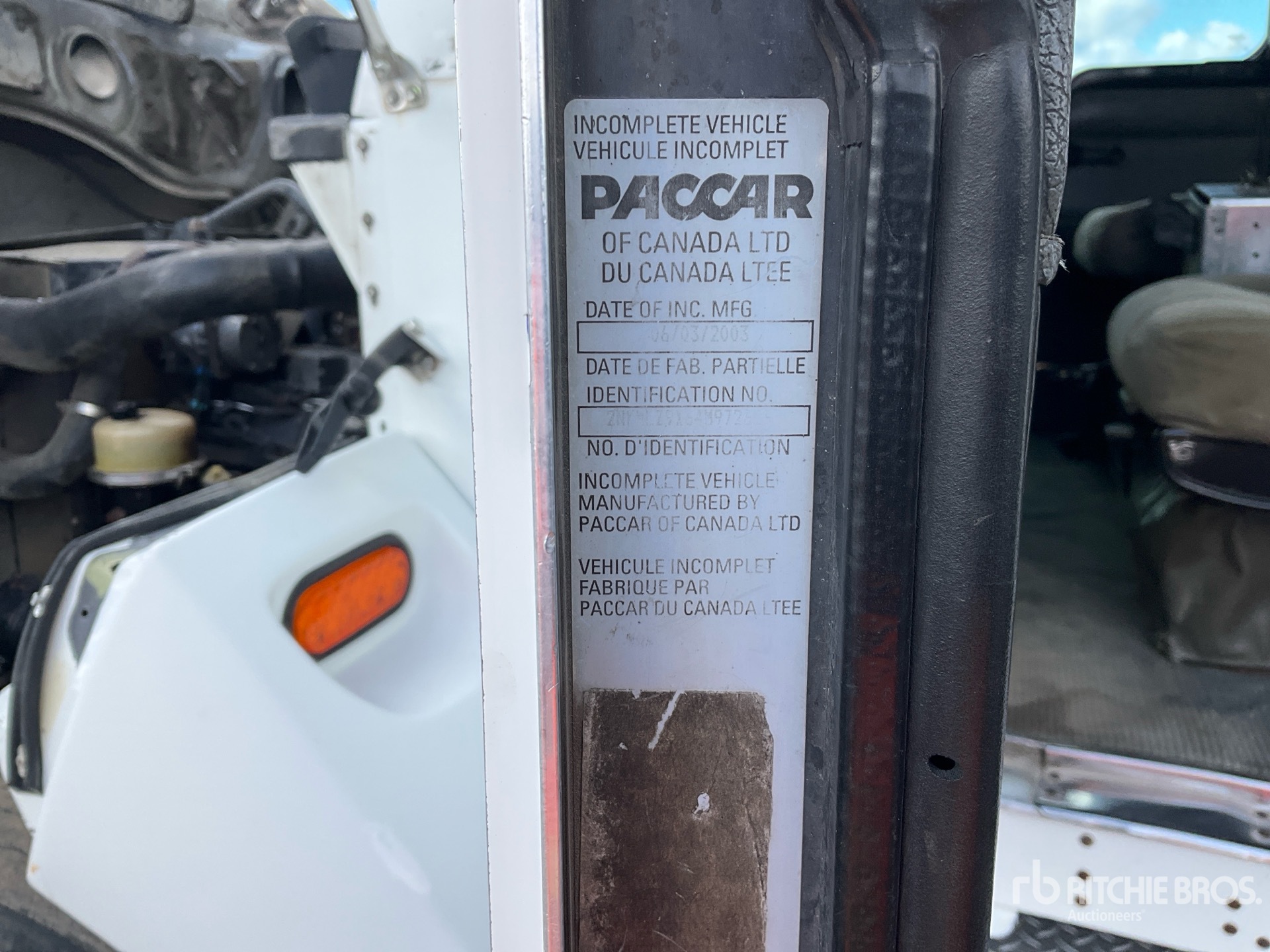 2004 Kenworth T300