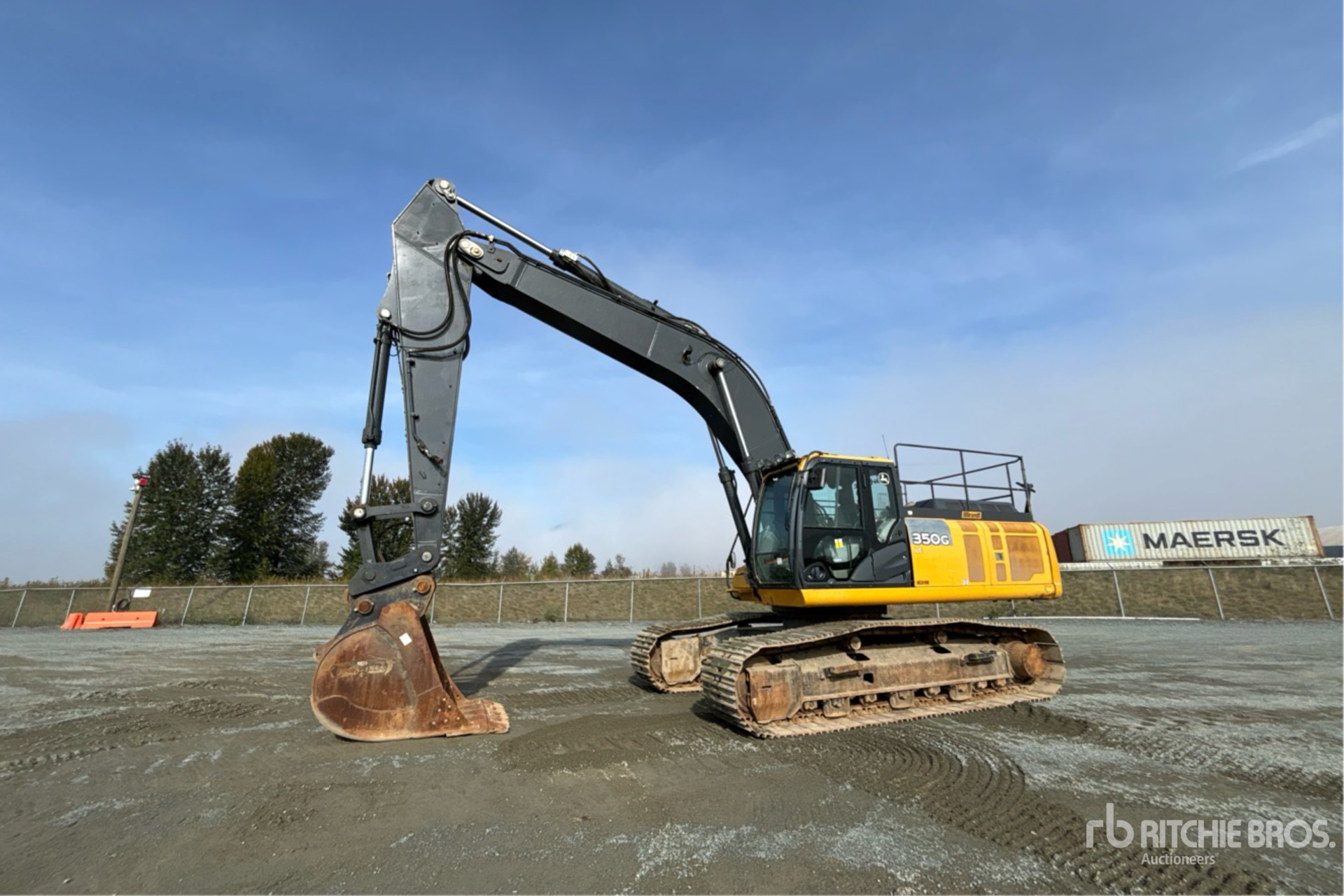2017 John Deere 350GLC