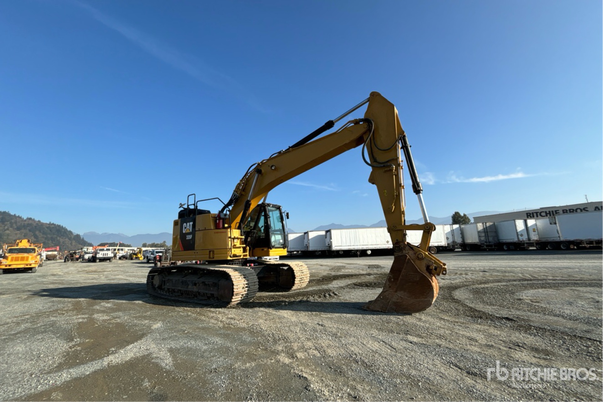 2016 Caterpillar 335F