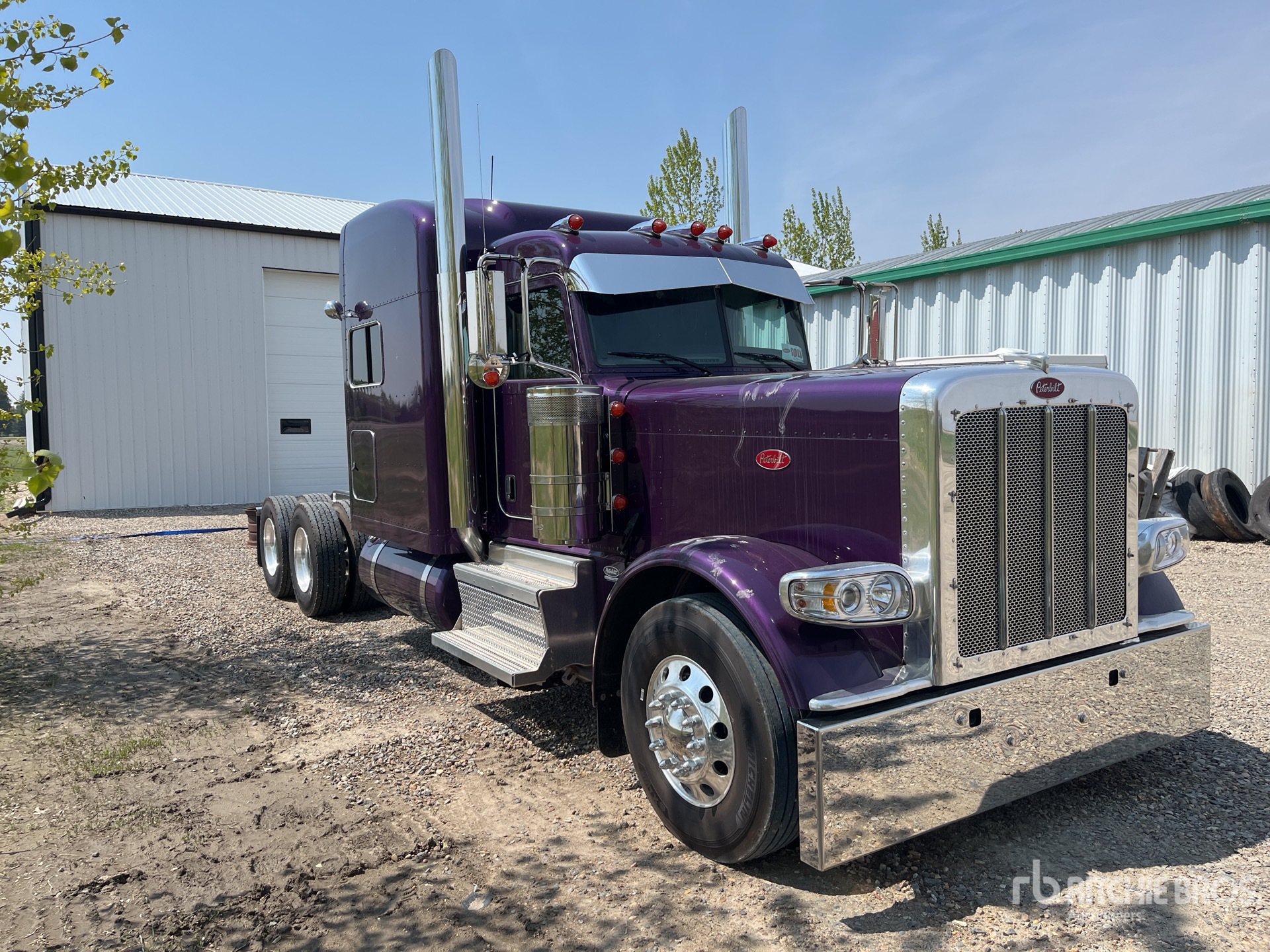 2024 Peterbilt 389