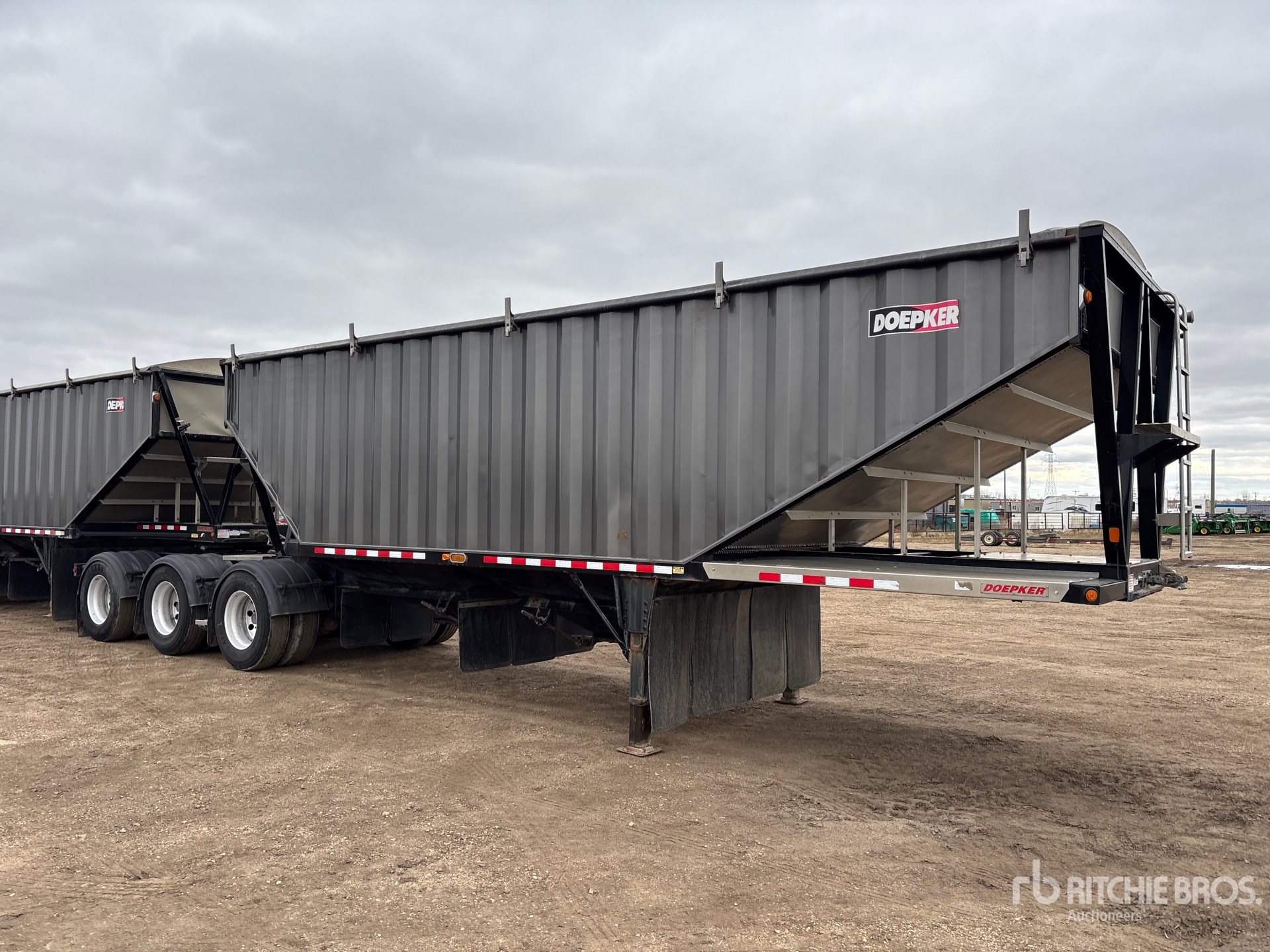 2019 Doepker GB21484-L