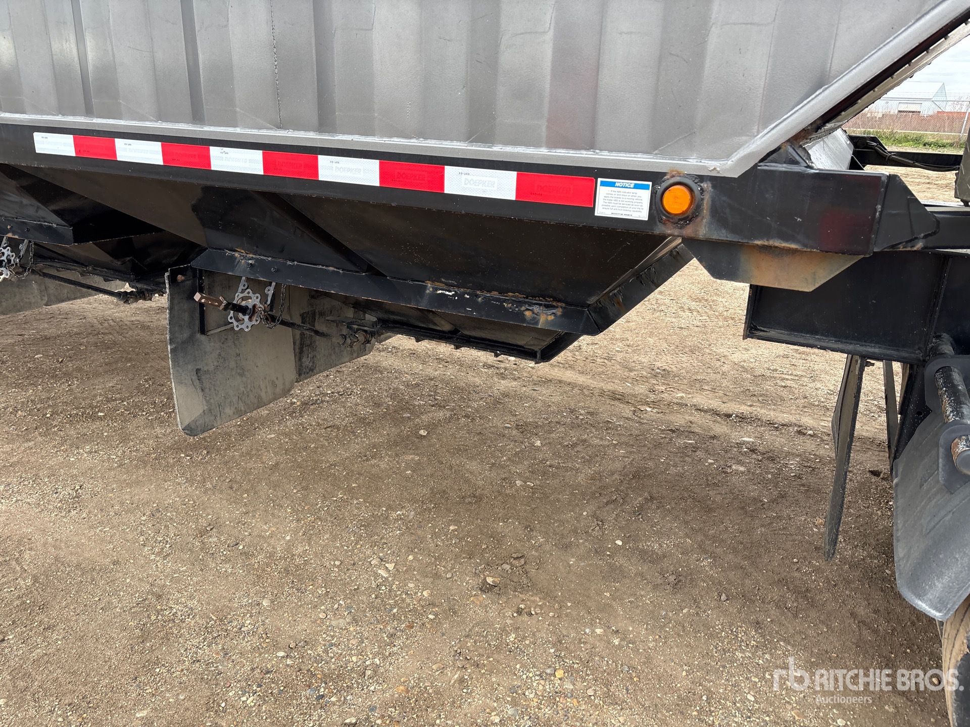 2019 Doepker GB21484-L