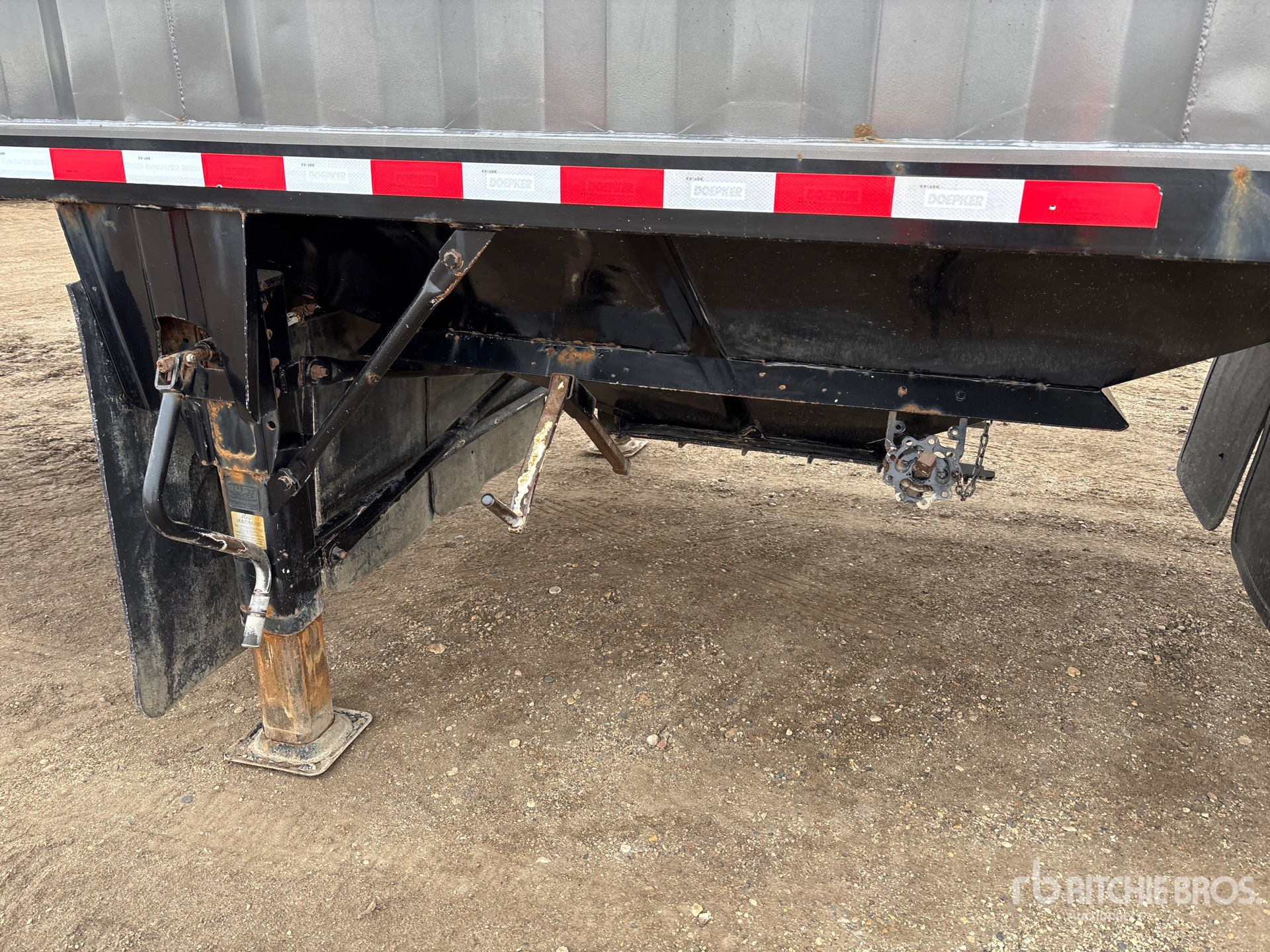 2019 Doepker GB21484-L