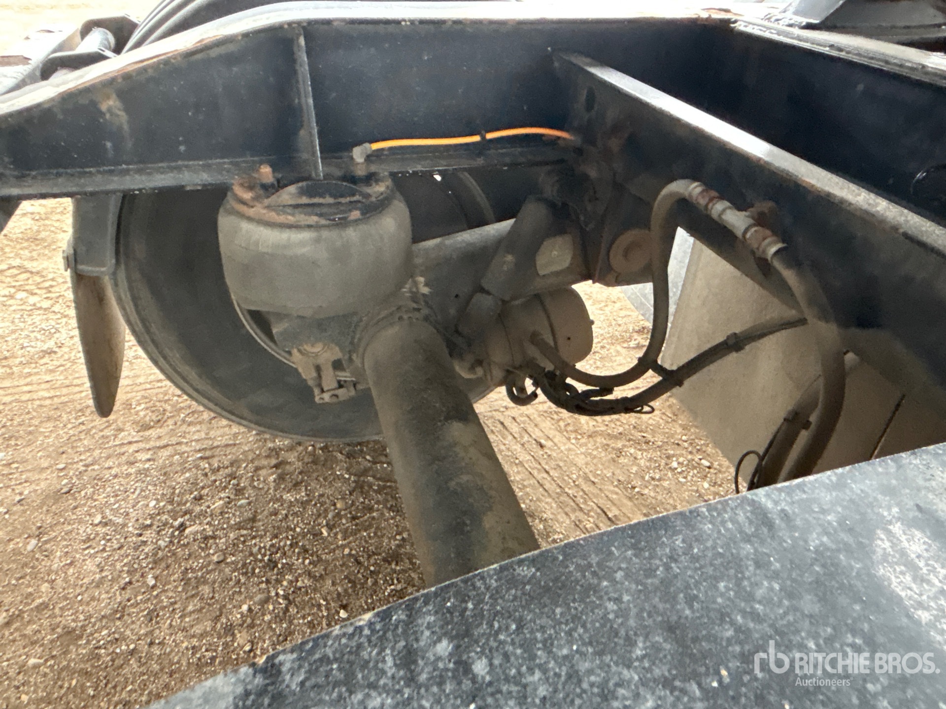 2019 Doepker GB21484-L