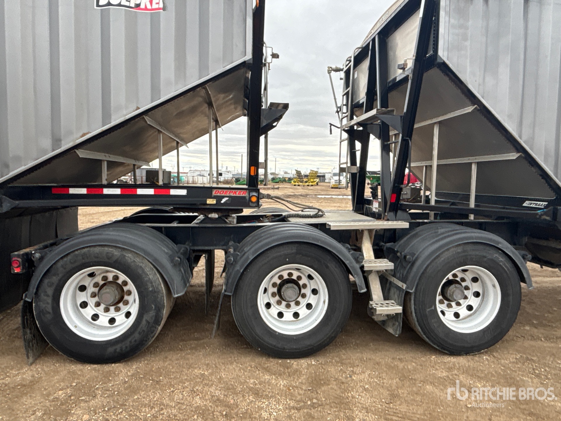 2019 Doepker GB21484-L