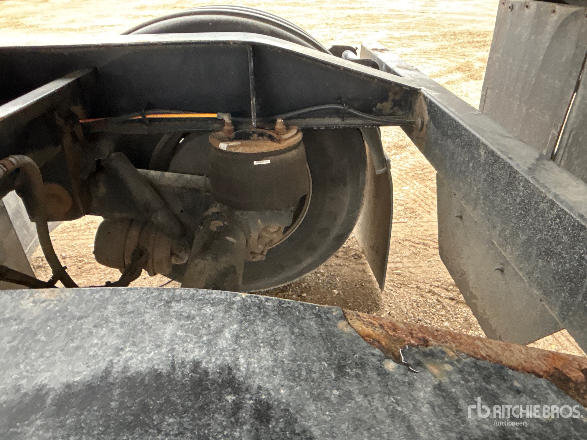 2019 Doepker GB21484-L