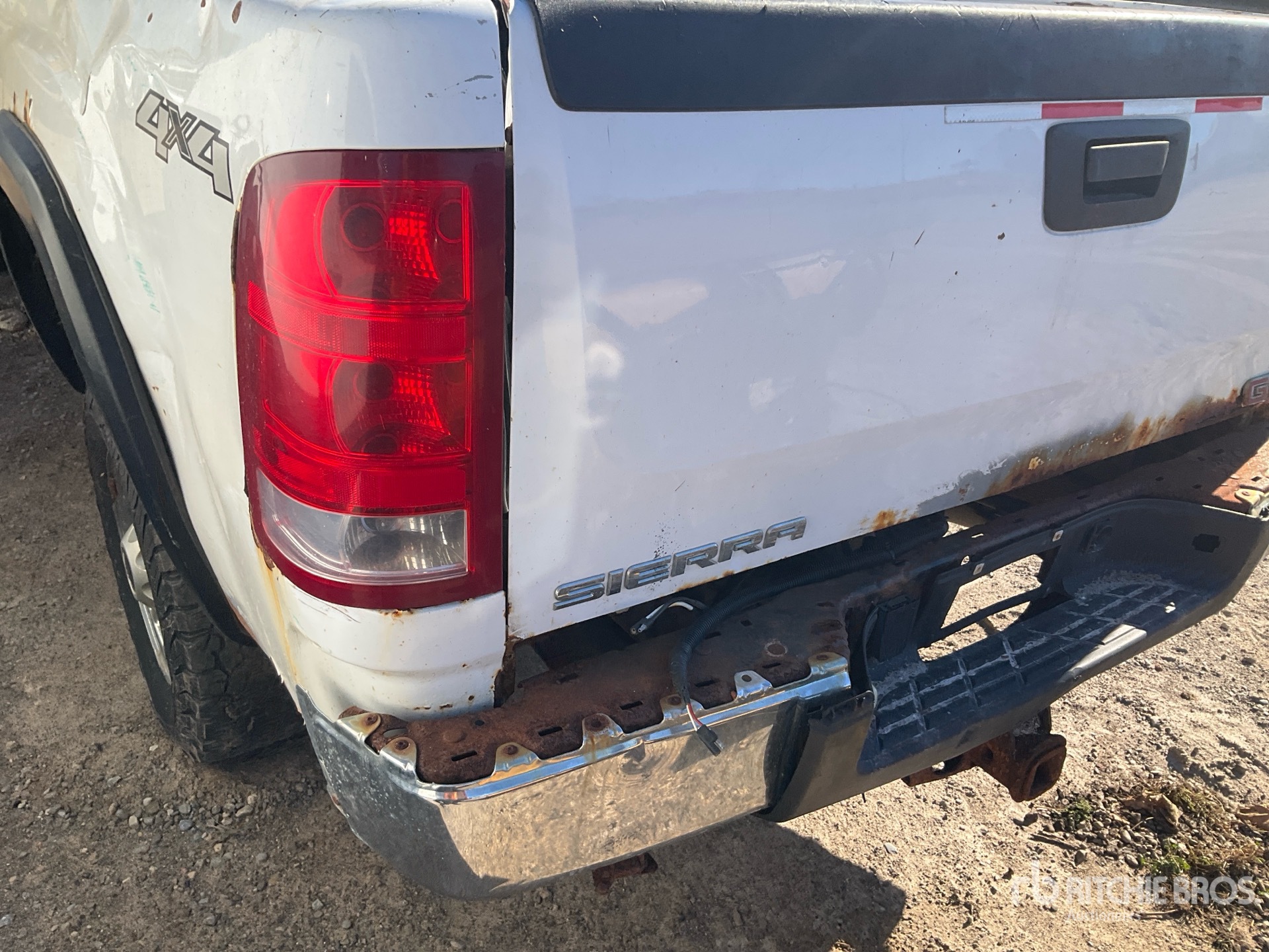 2013 GMC SIERRA 2500