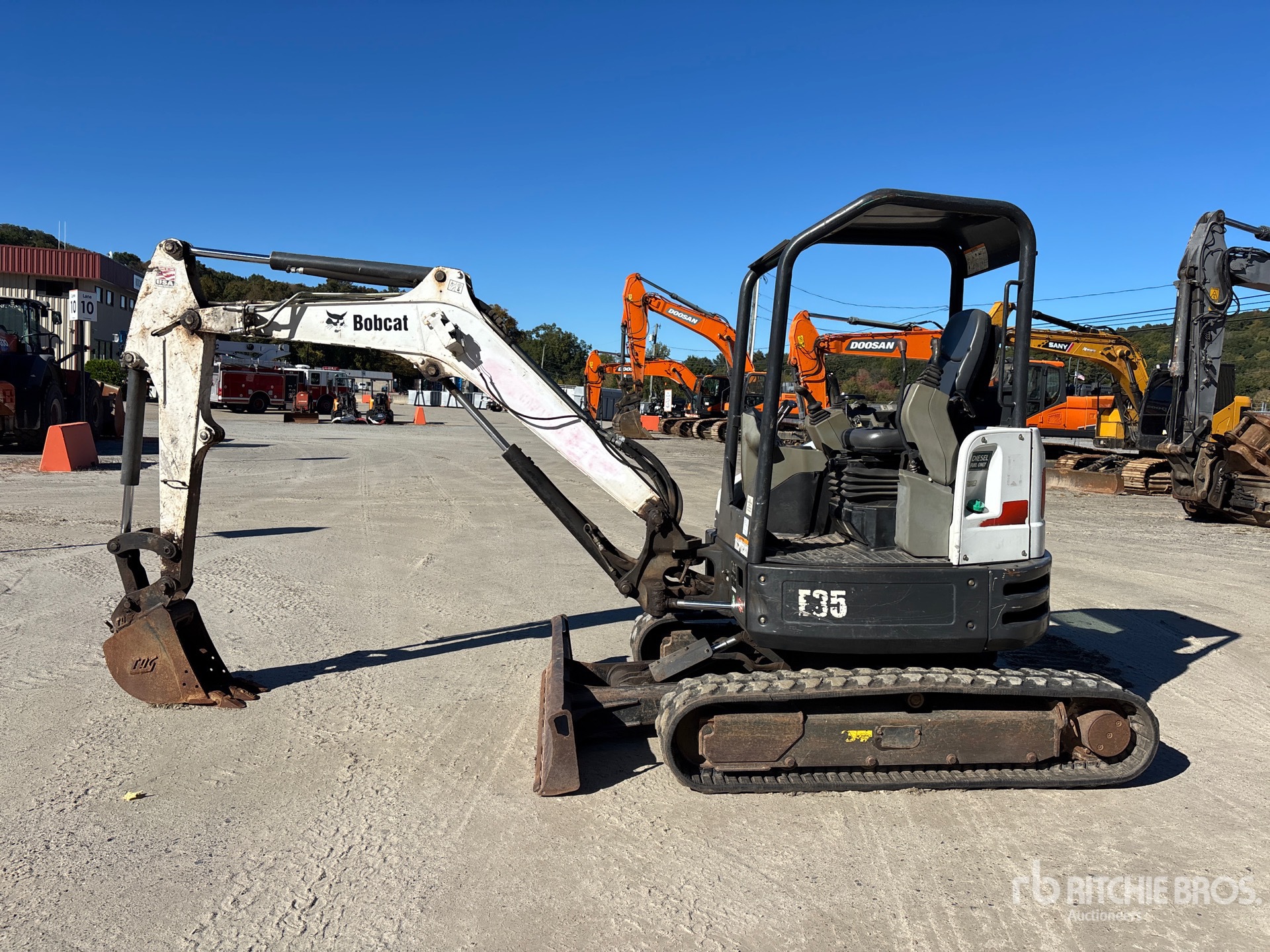 2015 Bobcat E35