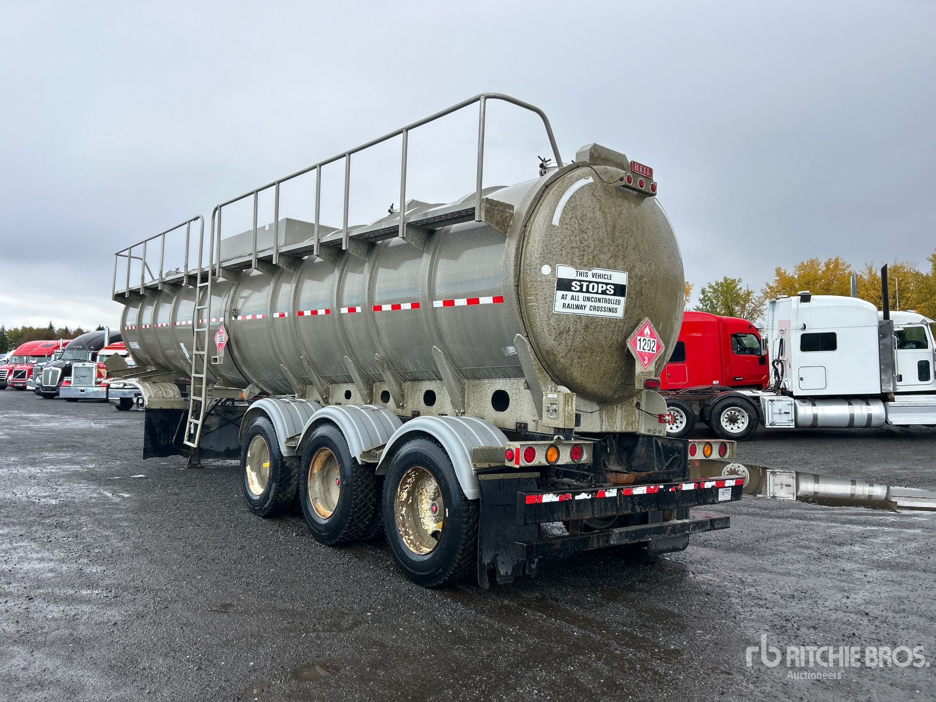 2008 Heil 38000 L Tri/A