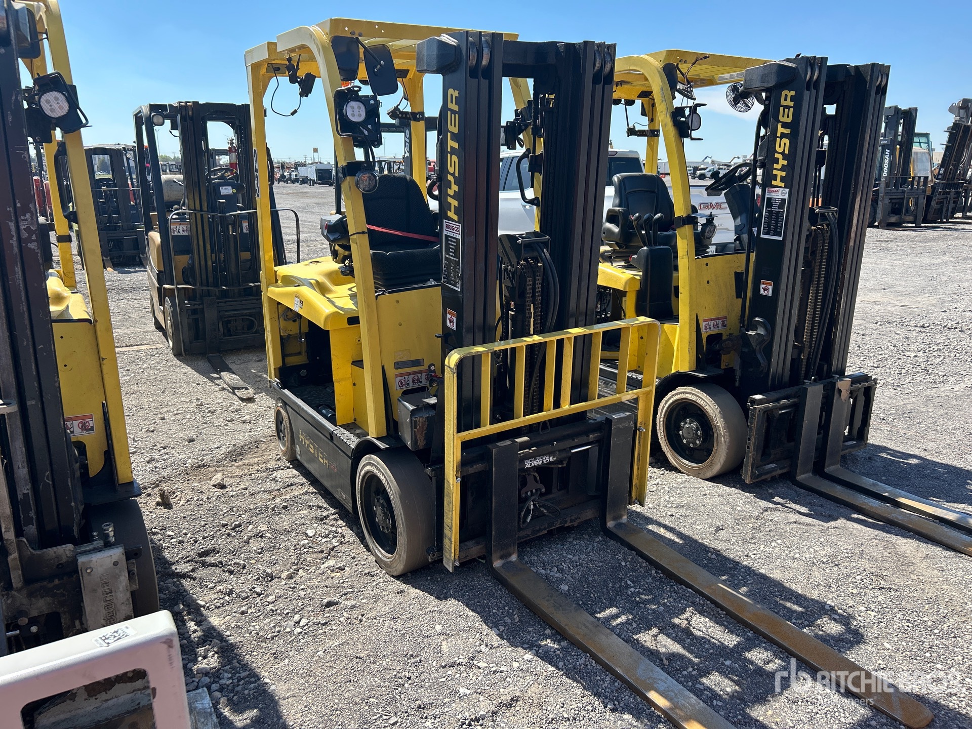 2023 Yale E50XN-33
