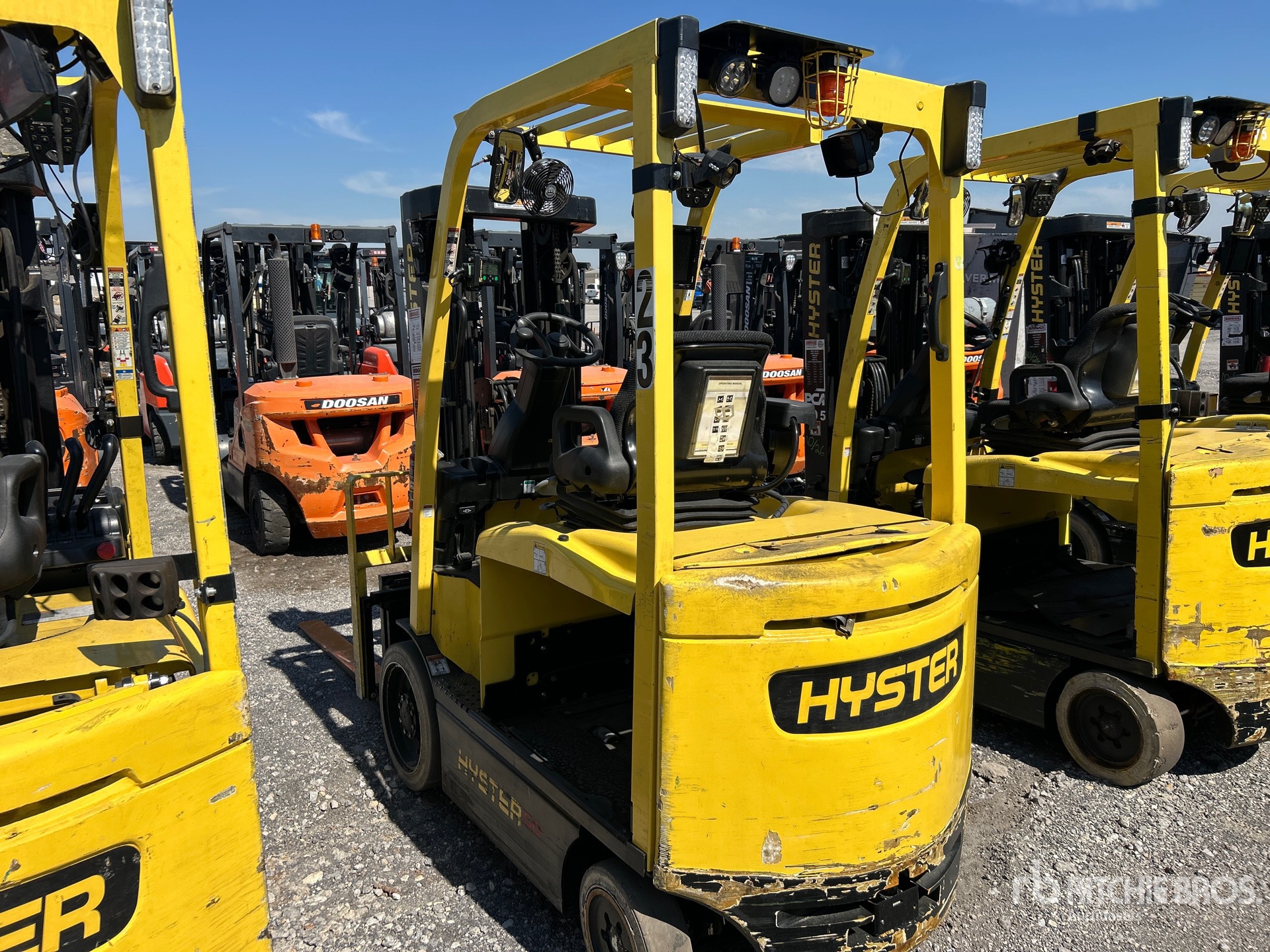 2023 Yale E50XN-33